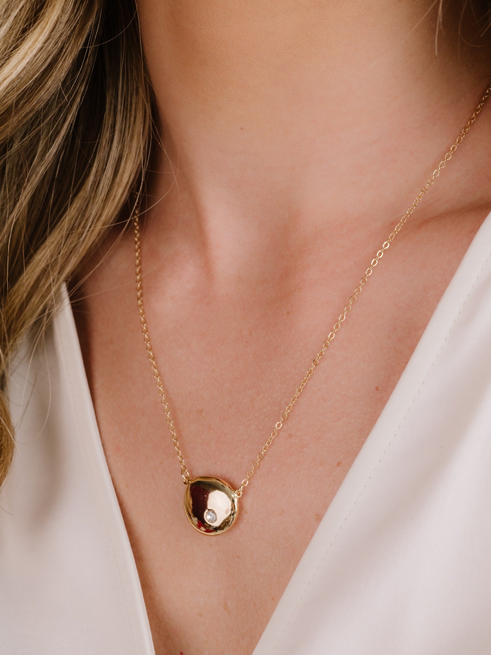 Polished Pebble Pendant Necklace - Natural Stone Jewelry for Women - Perfect for Everyday Wear, Gift Giving & Boho Fashion