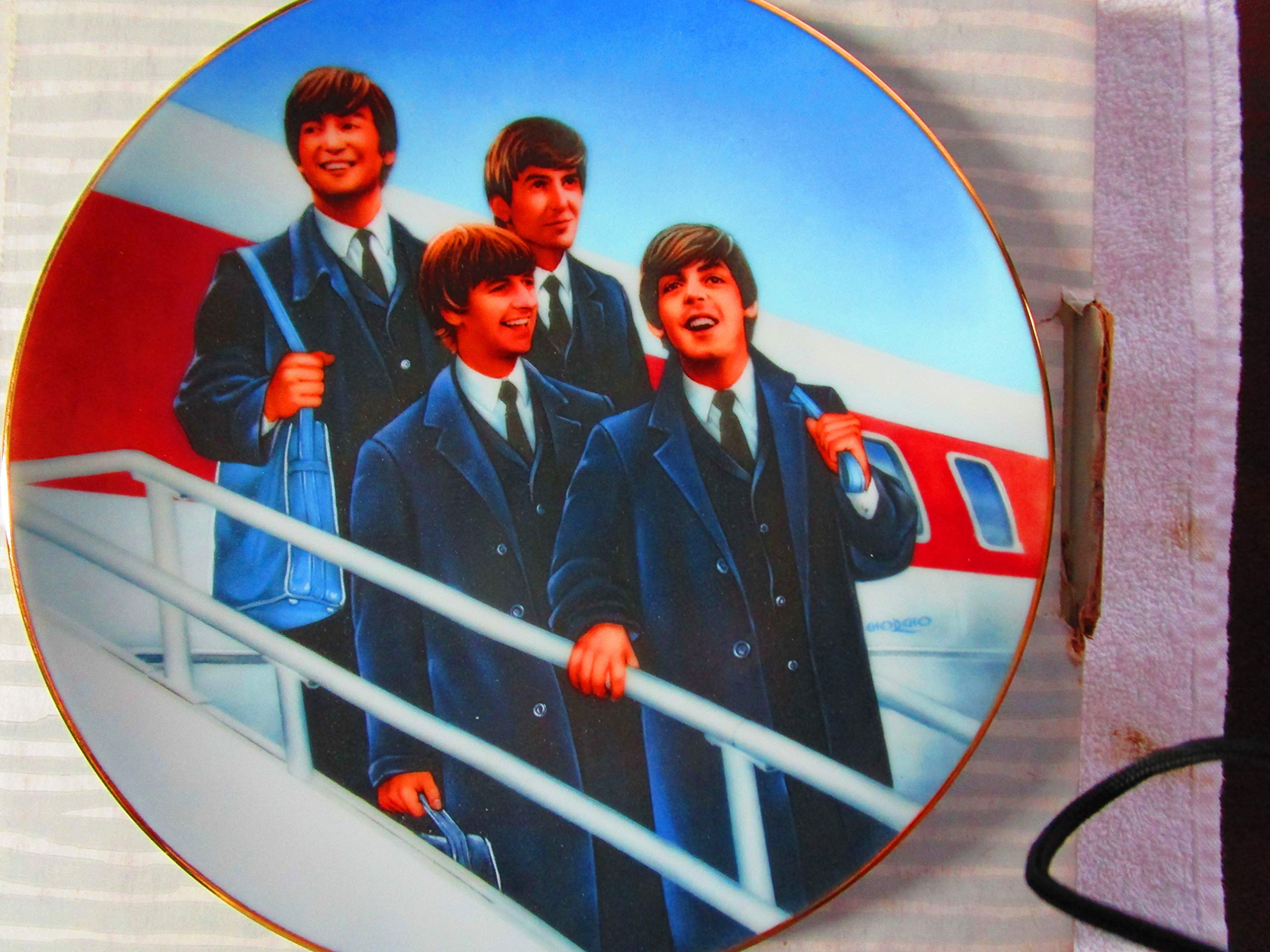 The Beatles - Hello America Collector's Plate | Limited Edition Commemorative Porcelain Plate | Perfect for Beatles Fans, Music Memorabilia Collectors & Home Decor | Great Gift for Holidays, Birthdays & Special Occasions