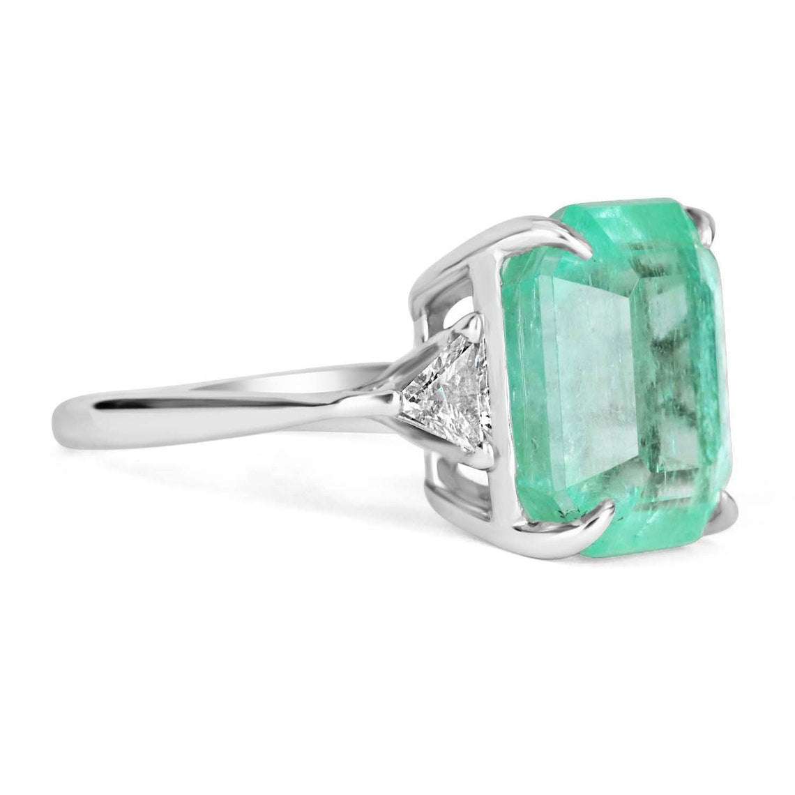 18K Gold 3 Stone Emerald and Trillion Diamond Anniversary Ring - 9.41tcw Large Size for Women, Perfect for Wedding, Engagement, Anniversary and Special Occasion Gifts