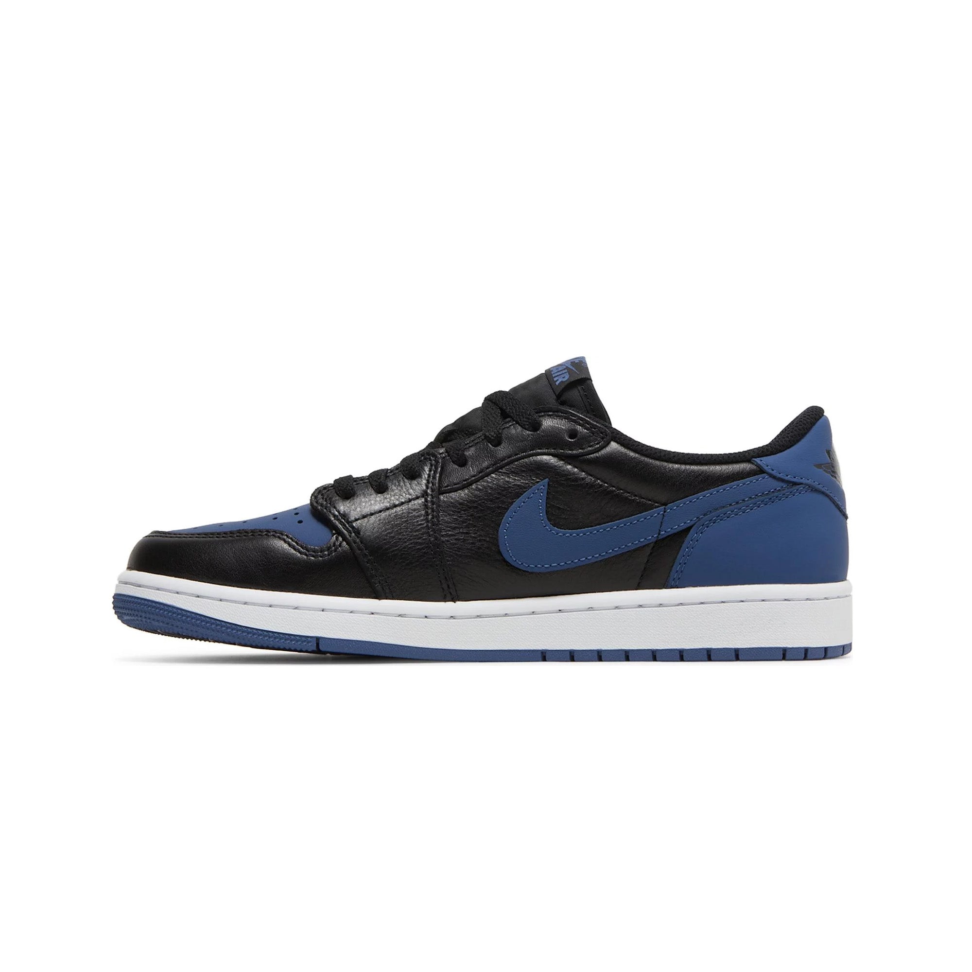 Air Jordan 1 Retro Low OG 'Mystic Navy' Sneakers (2022) - Men's Basketball Shoes for Casual Wear & Street Style Fashion