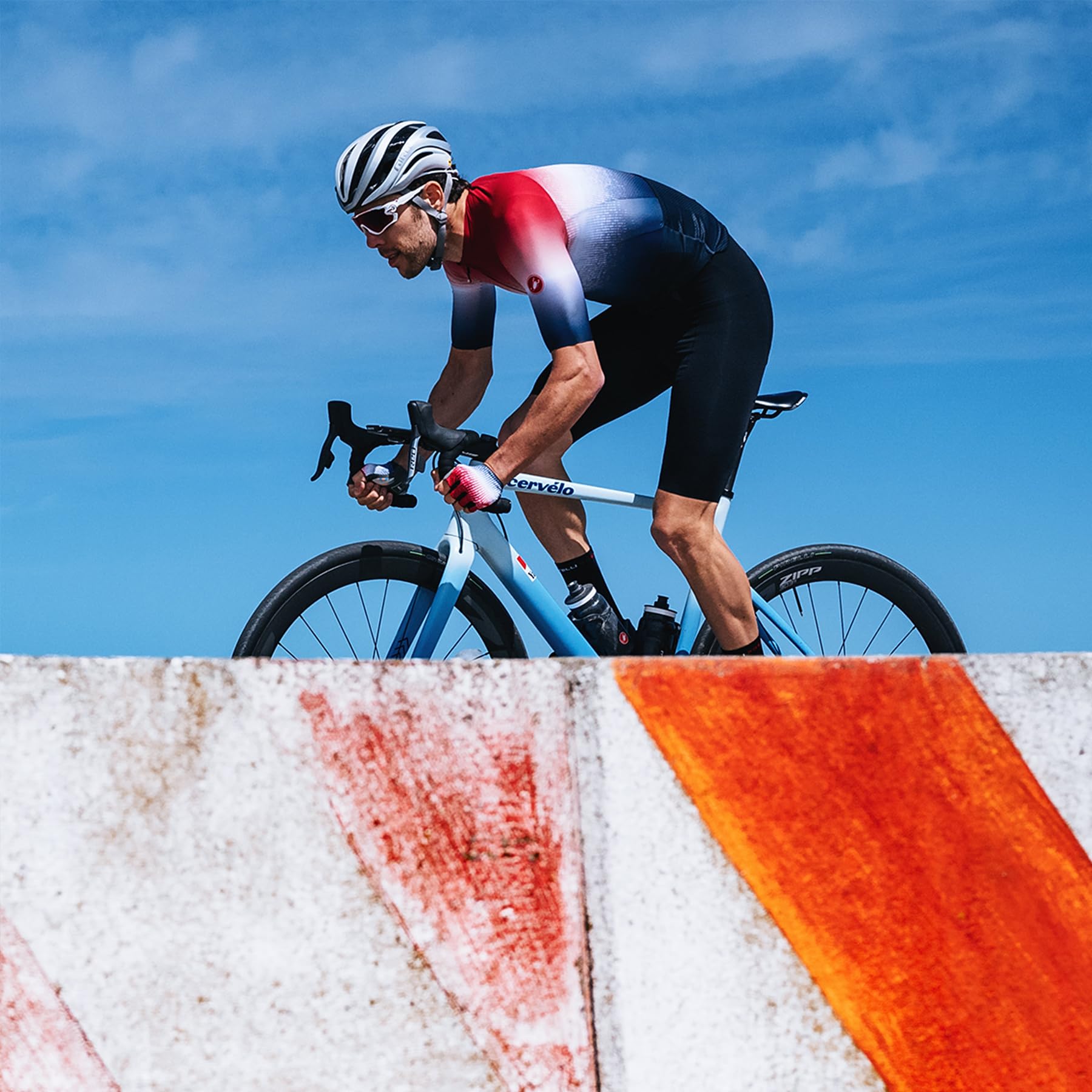 CASTELLI Men’s Free Aero RC Bibshort - Pro-Level Cycling Shorts with Premium Seat Pad for Road Biking & Competitive Racing | Perfect for Long-Distance Rides & High-Performance Training