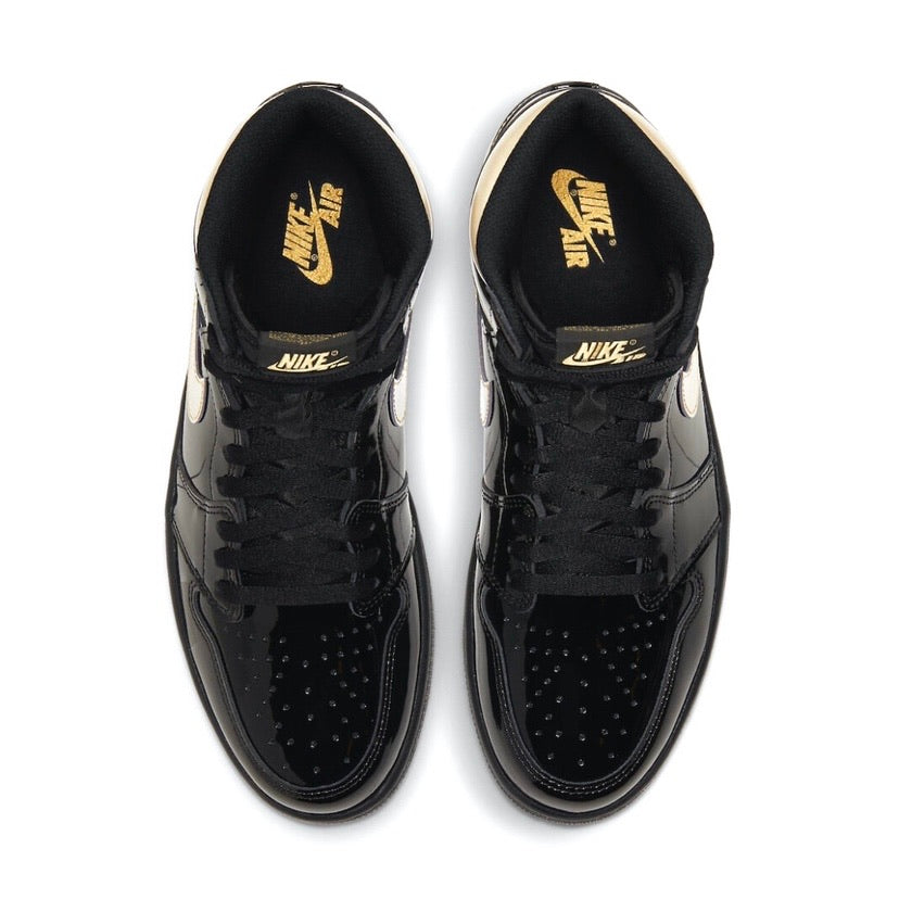 Air Jordan 1 High Retro Black Metallic Gold Sneakers (2020 Release) - Men's Basketball Shoes for Streetwear & Casual Fashion