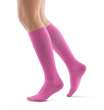 Bauerfeind Performance Compression Socks 20-30 mmHg for Running, Travel & Recovery - Medical Grade Support for Athletes & Nurses