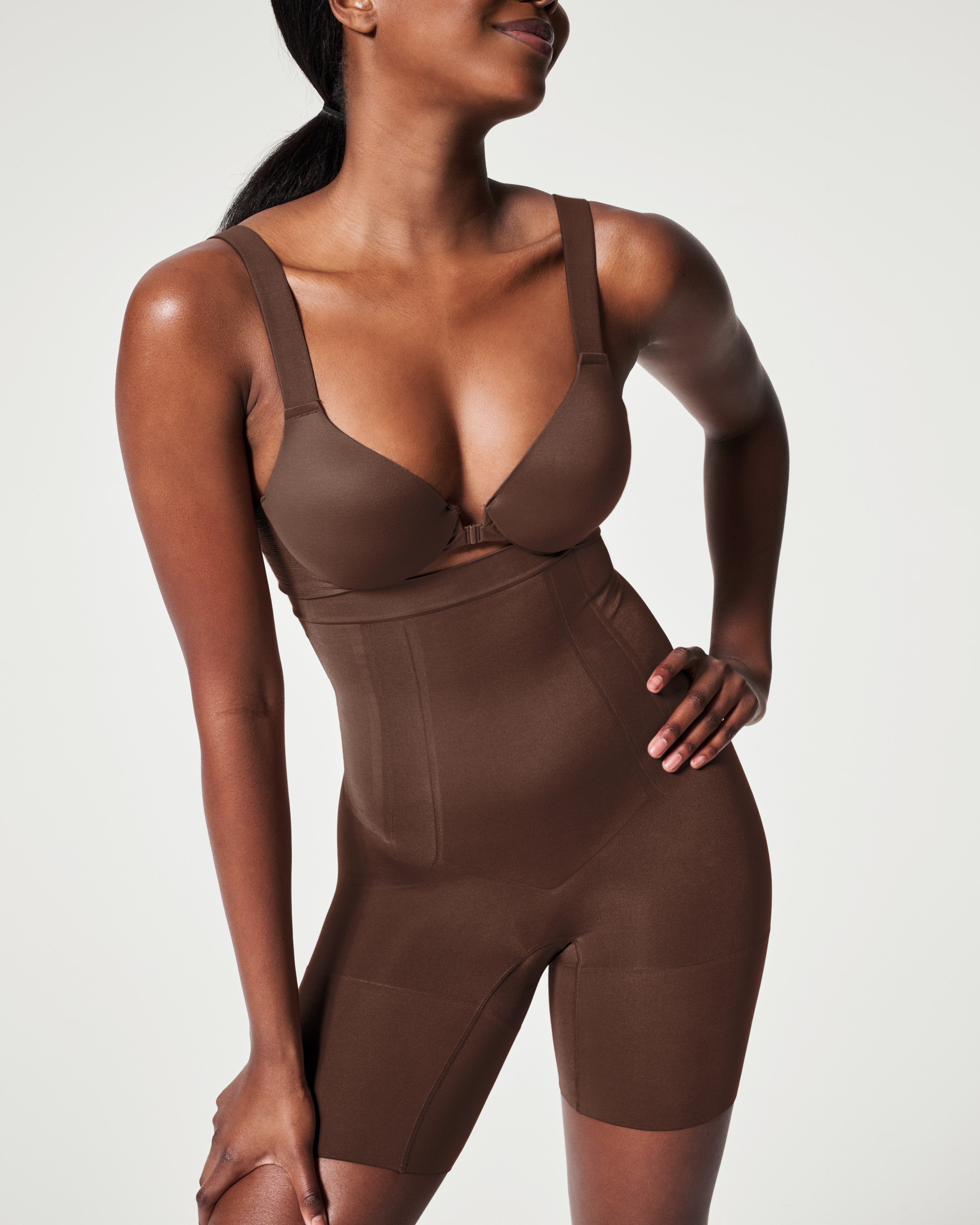 SPANX Sculpt™ OnCore High Waisted Mid Thigh Shorts - Shapewear for Women, Tummy Control & Thigh Slimming - Perfect for Dresses, Skirts & Everyday Wear