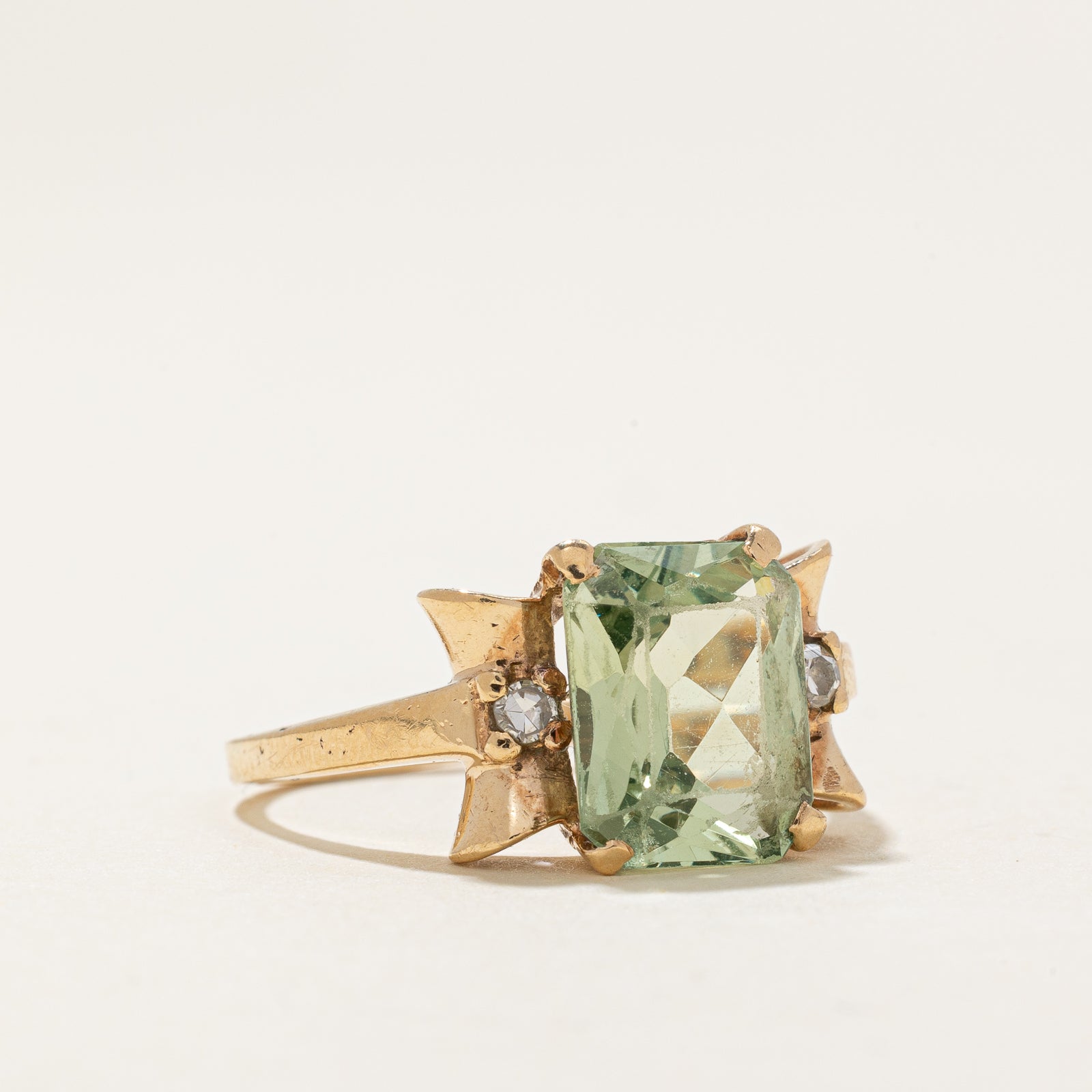Elegant Synthetic Spinel & Diamond Cocktail Ring - 4.00ct Spinel & 0.06ctw Diamonds - Size 7.5 - Perfect for Evening Parties, Weddings & Special Occasions