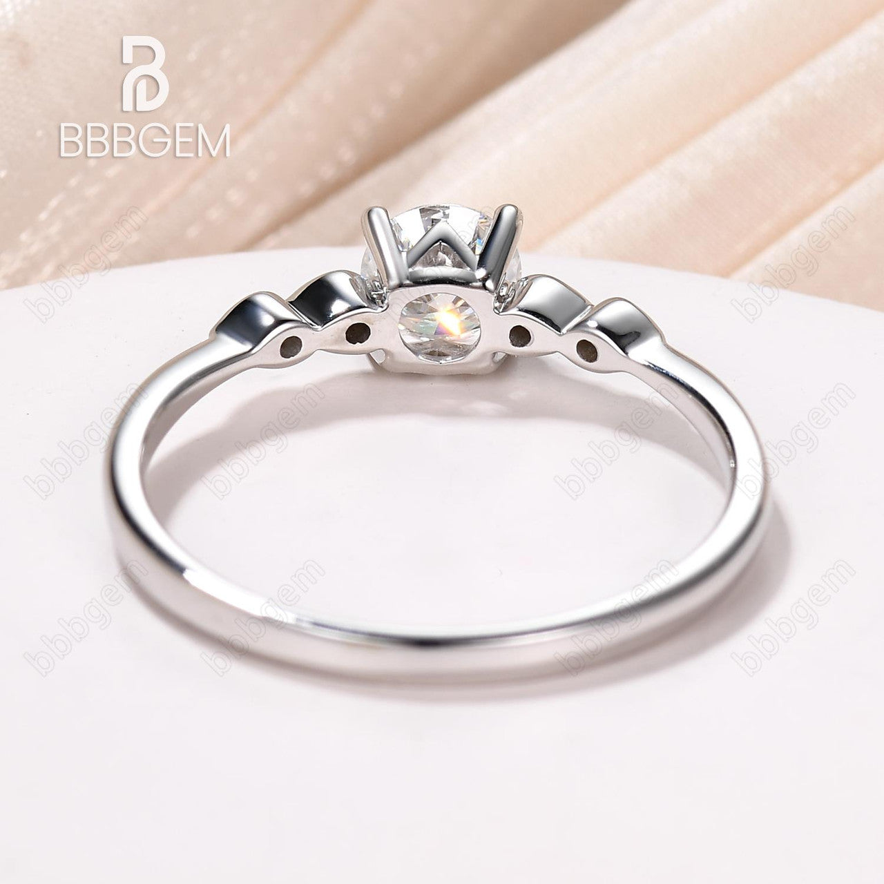 Vintage Moissanite Engagement Ring - 5mm Round Cut 0.5 Carat Moissanite & Diamond Bridal Ring in 14K/18K White Gold - Perfect for Proposals, Anniversaries & Wedding Bands
