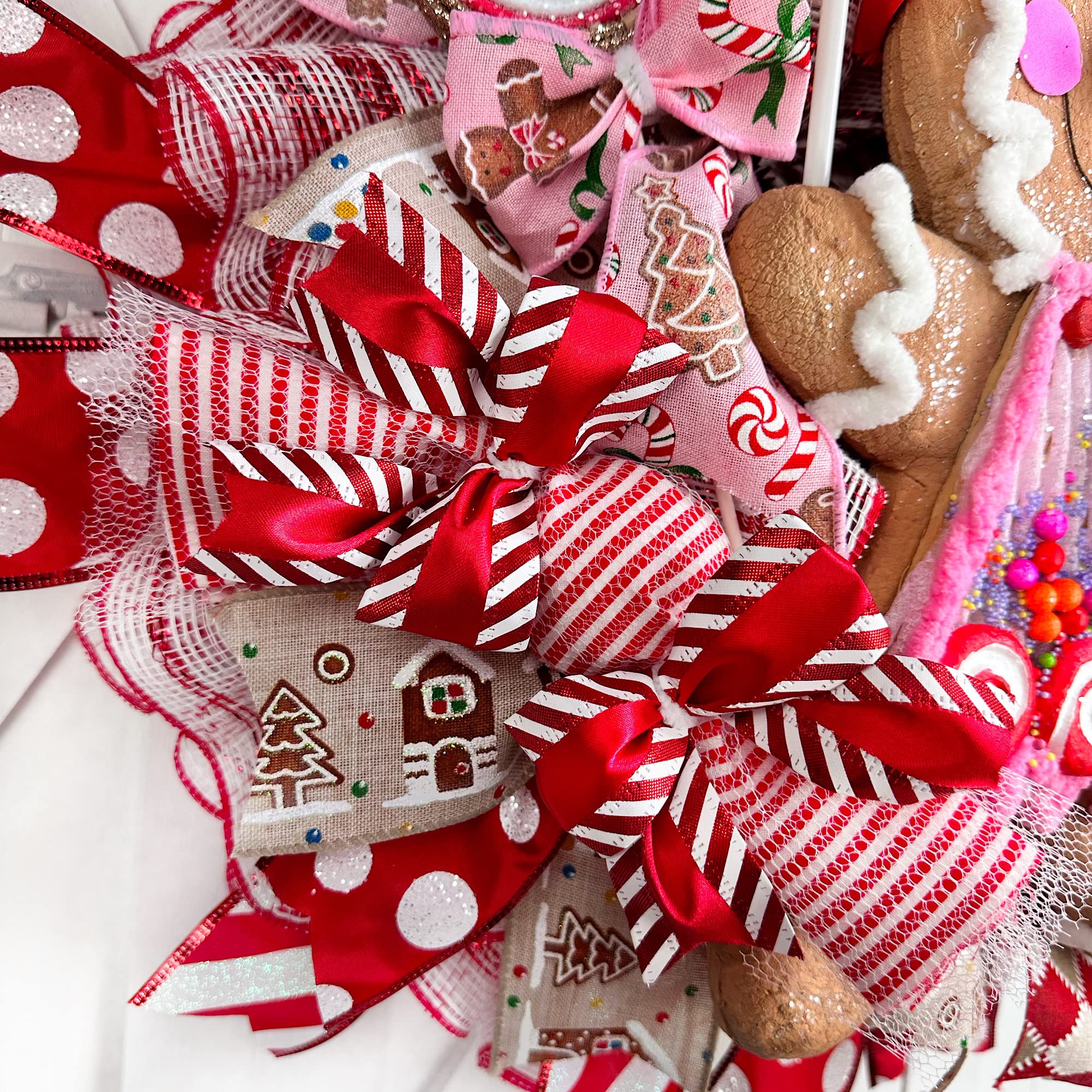Handmade Gingerbread Sweet Shop Christmas Wreath - Candy Decorations with Lollipop, Peppermint, Pink Cake Pop & Chocolate Marshmallow | Perfect for Holiday Home Decor, Christmas Tree Topper & Festive Party Decoration