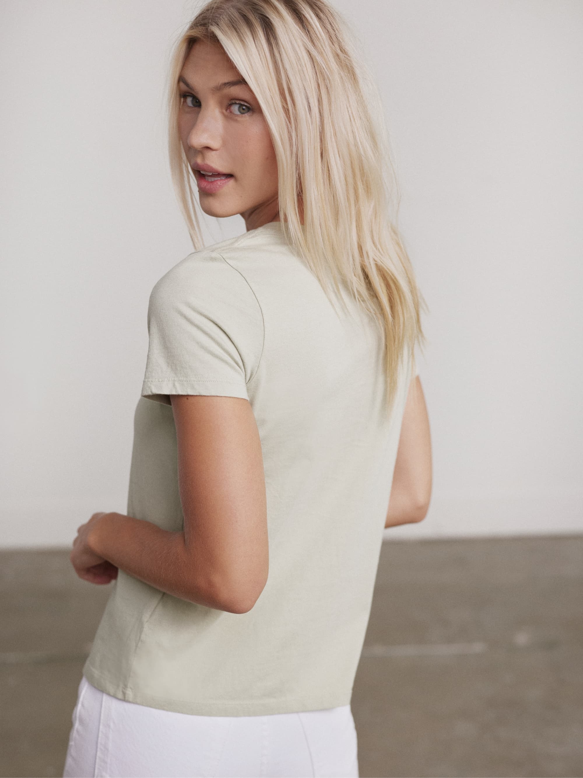 Organic Cotton V-Neck T-Shirt for Women - Soft Breathable Eco-Friendly Tee - Perfect for Casual Wear, Yoga & Everyday Comfort
