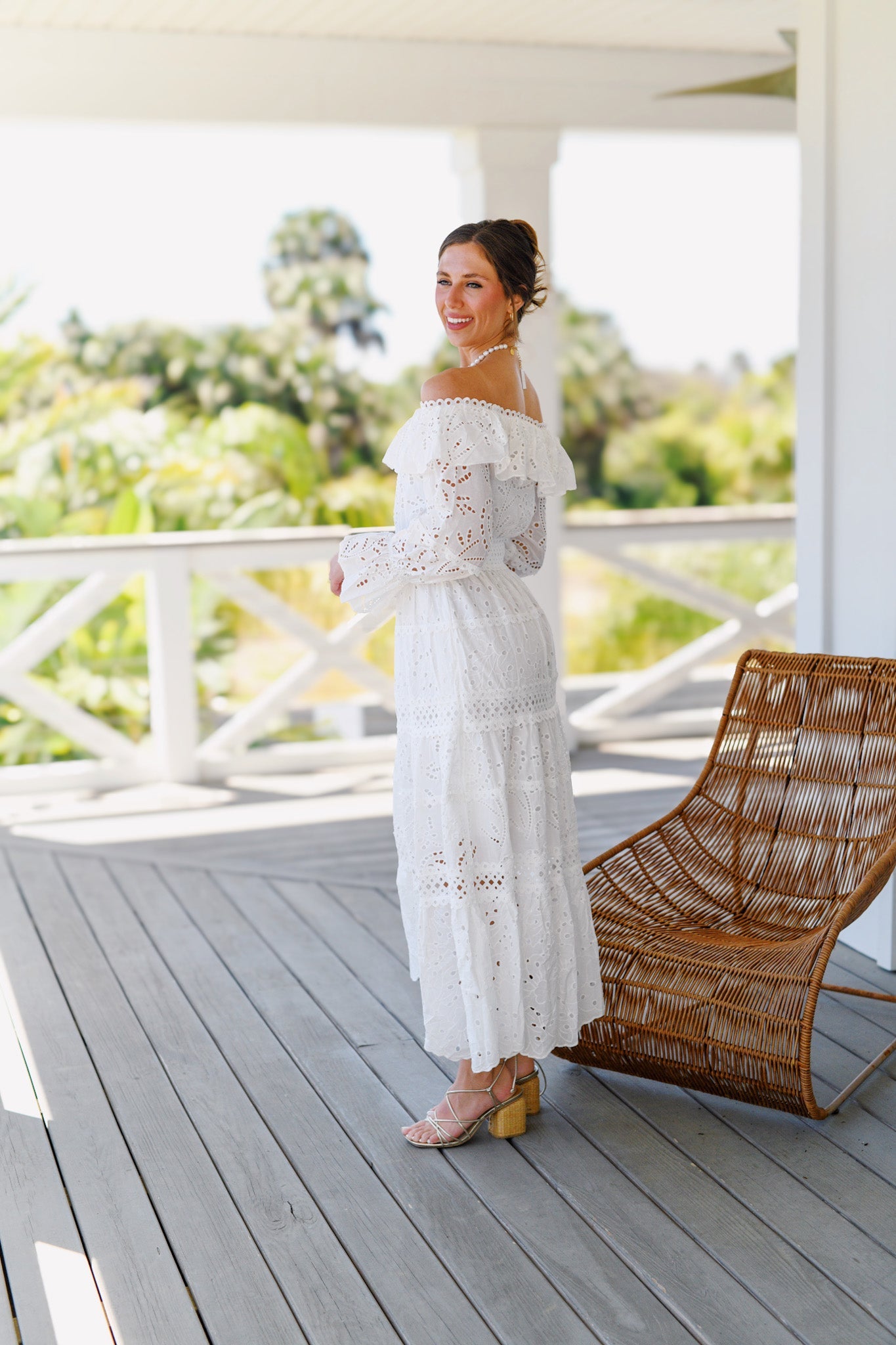 Elegant White Off Shoulder Lace Dress for Women - Perfect for Weddings, Parties & Special Occasions