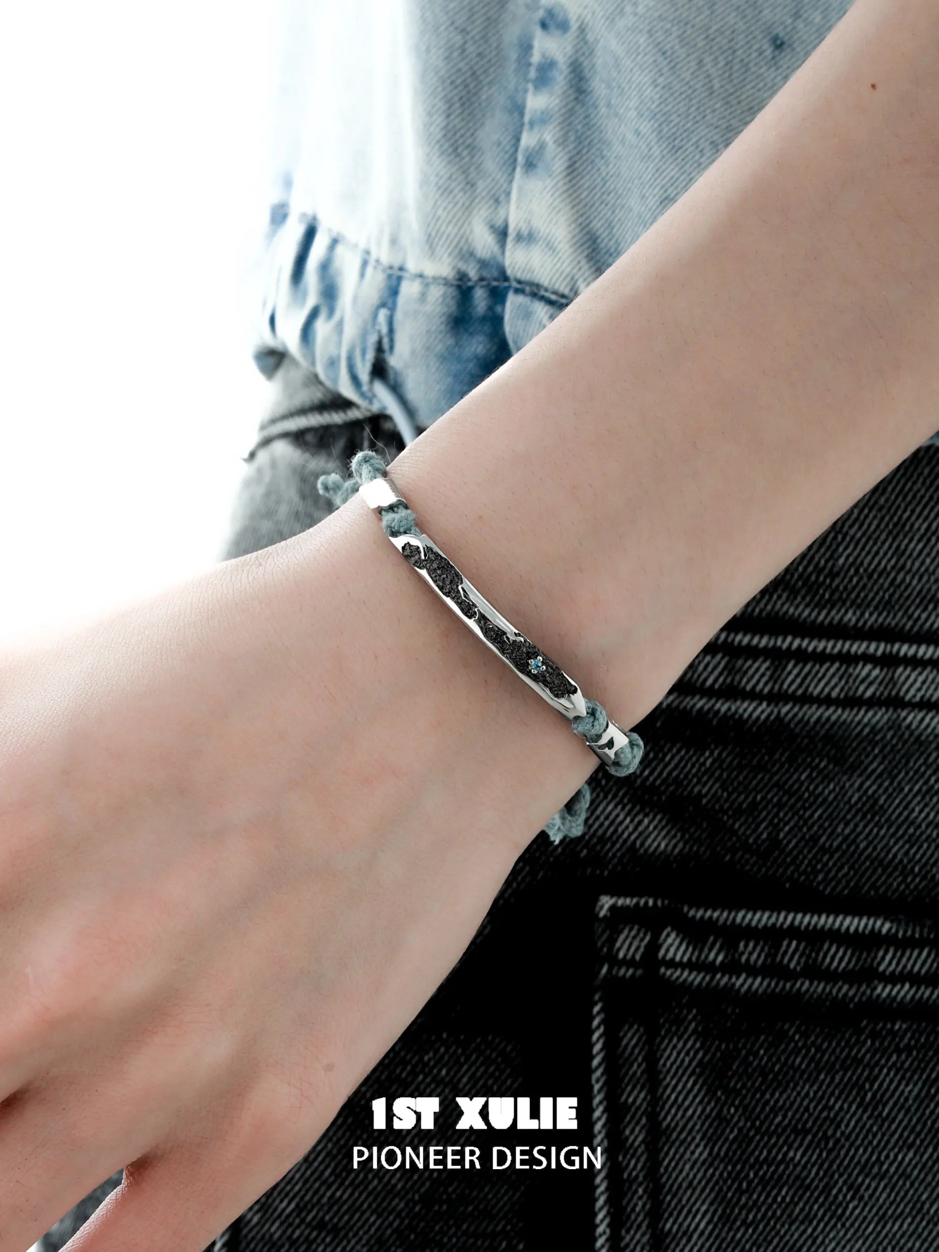 Mini World 925 Sterling Silver World Map Lanyard Bracelet™ - Adjustable Travel Jewelry for Women & Men - Perfect for Travel Lovers, Geography Enthusiasts & Gift Giving