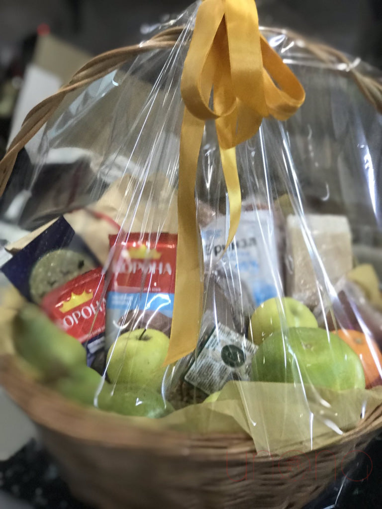 Premium Ukrainian Gourmet Gift Basket - Authentic Delicacies & Snacks for Holidays, Corporate Gifts & Special Occasions