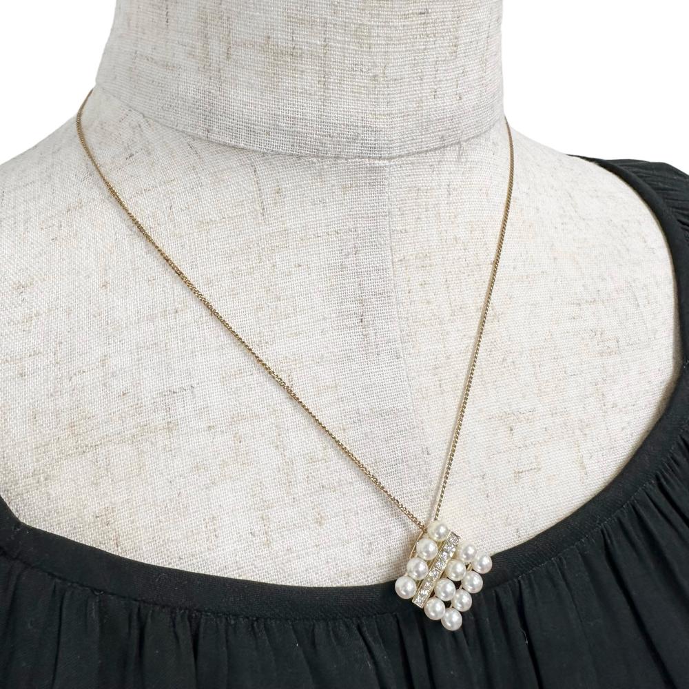 2-Way Akoya Pearl & Diamond Pendant Brooch in 14K/18K Gold - Elegant Jewelry for Weddings, Parties & Special Occasions