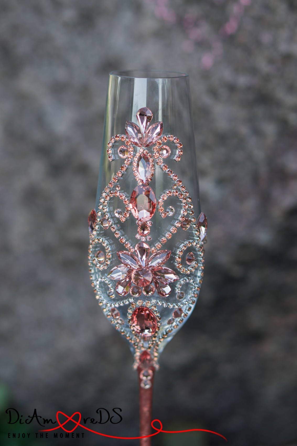 Elegant Rose Gold Champagne Flutes for Wedding Toasting - Personalized Wedding Glassware Set - Perfect for Wedding Decor, Anniversary Celebrations & Romantic Dinners
