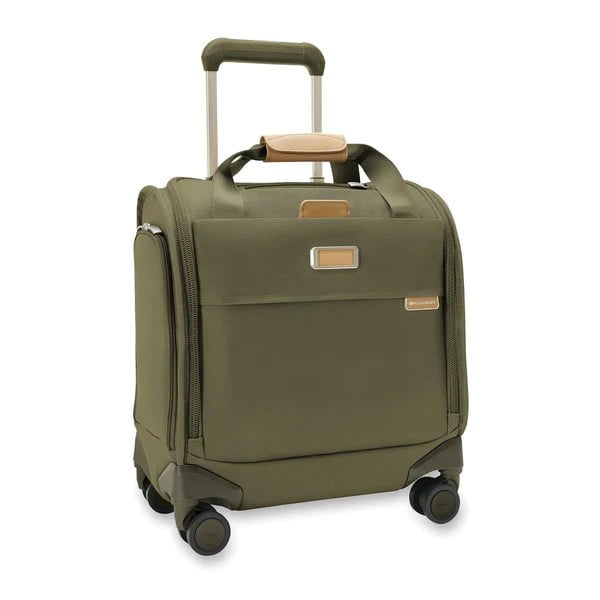 Briggs & Riley Baseline Cabin Spinner Luggage - Lightweight Carry-On Suitcase with 360° Spinner Wheels for Business Travel & Weekend Getaways