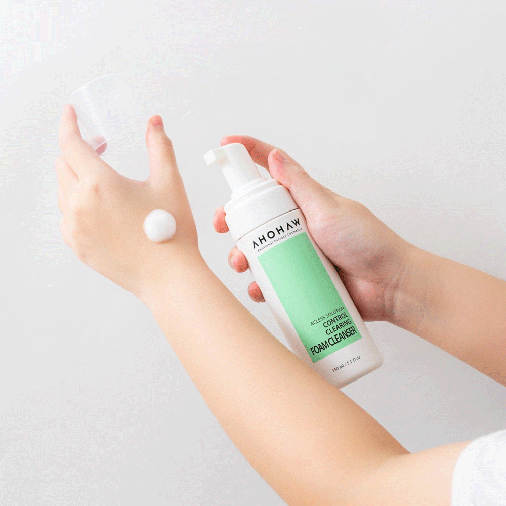 AHOHWA Control Clearing Foam Cleanser 150ml - Oil-Free Acne Treatment Face Wash for Oily & Sensitive Skin | Daily Skincare Routine for Clear Complexion