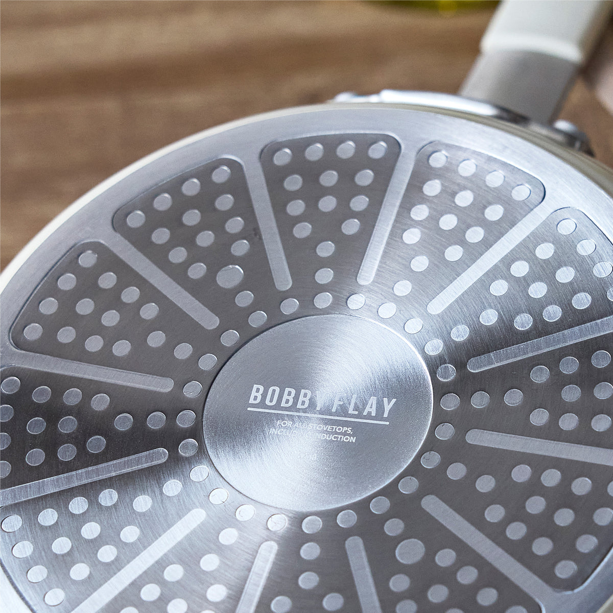 Bobby Flay by GreenPan Professional Ceramic Nonstick 4.5 Quart Sauté Pan with Lid - Cream | Healthy Cooking, Oven & Dishwasher Safe | Perfect for Sautéing, Frying & Simmering