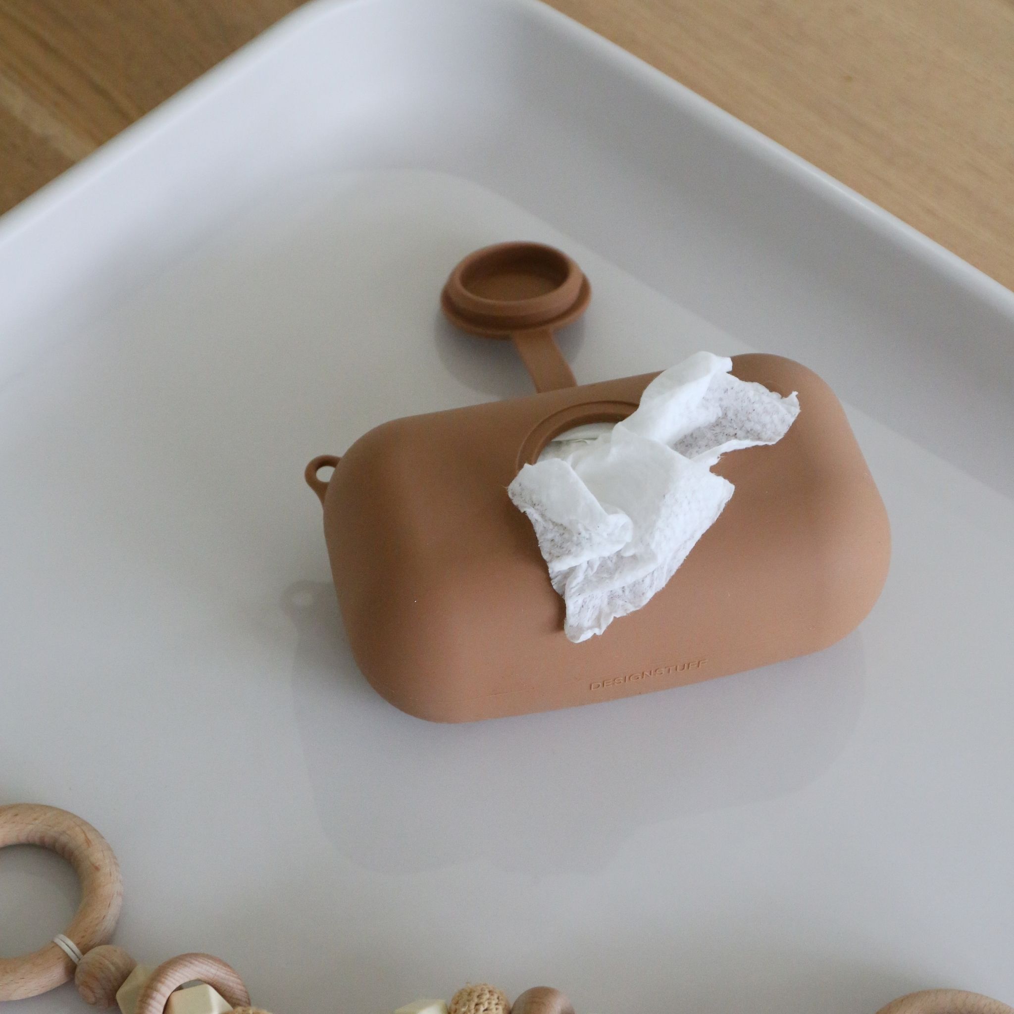 DESIGNSTUFF Wet Wipes Container with Lid - Portable & Leak-Proof Baby Wipes Case for Diaper Bags, Travel, Car, and On-the-Go Use (Camel Color)