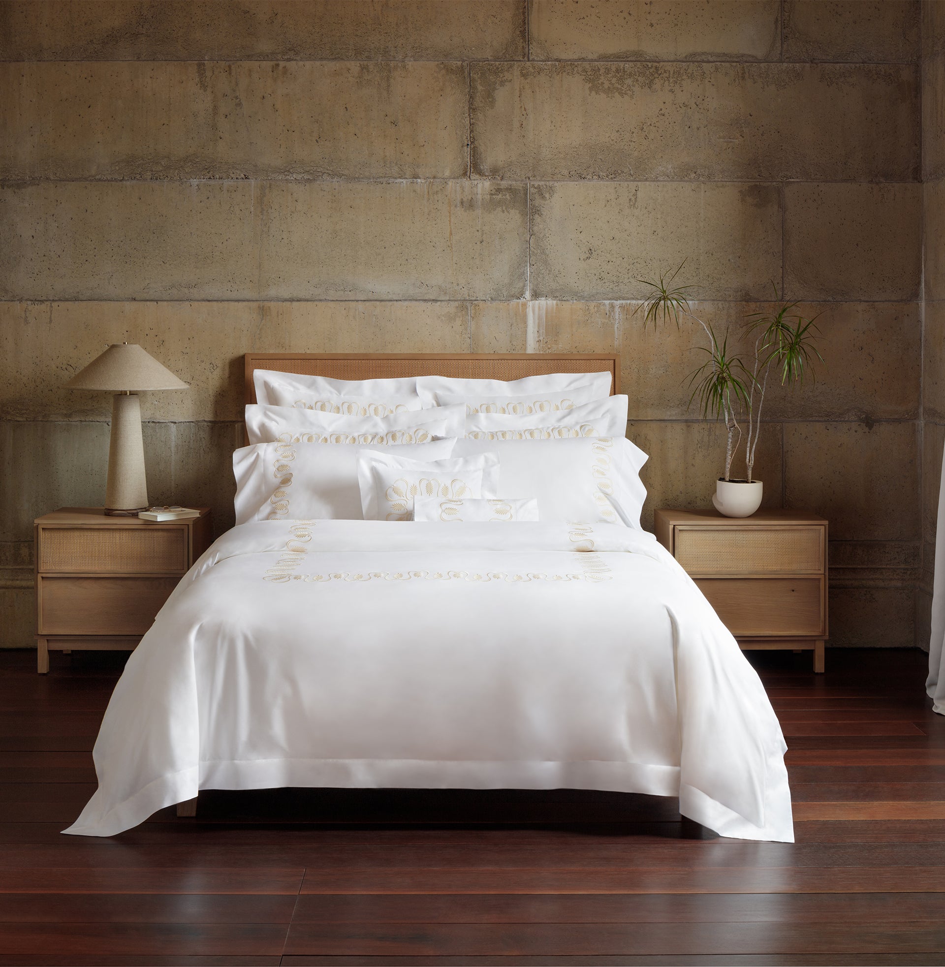 Paolina Duvet Cover Set - Soft & Breathable 100% Cotton Bedding - Perfect for Master Bedroom, Guest Room & Dorm Decor