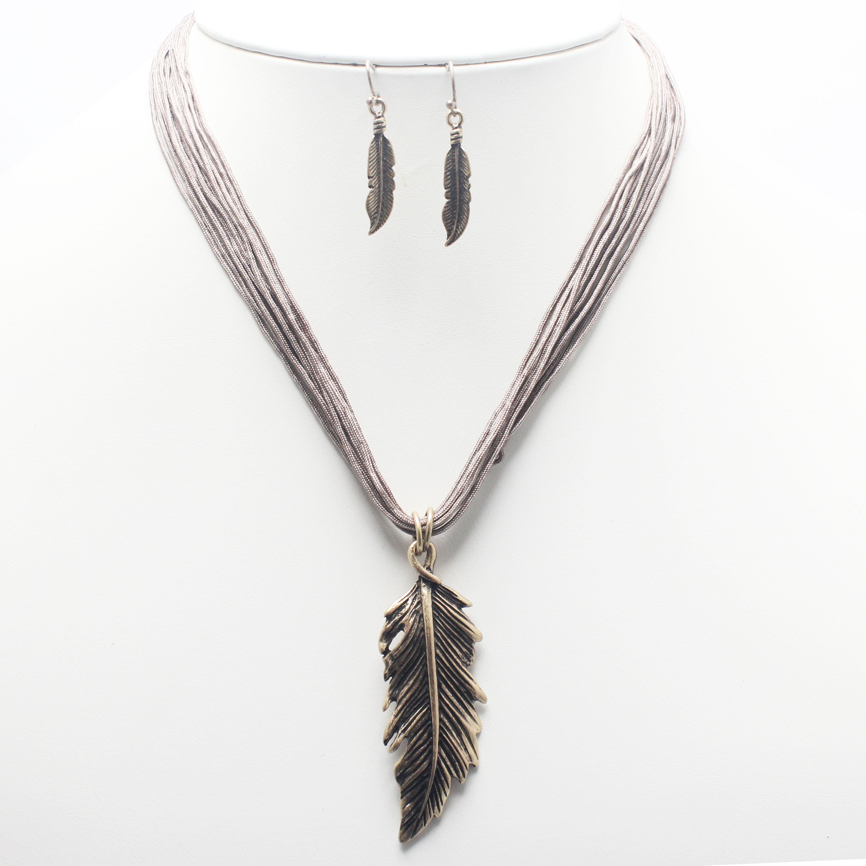 Elegant Feather Necklace Set in Burnished Gold - Perfect for Boho Chic, Casual, and Evening Wear