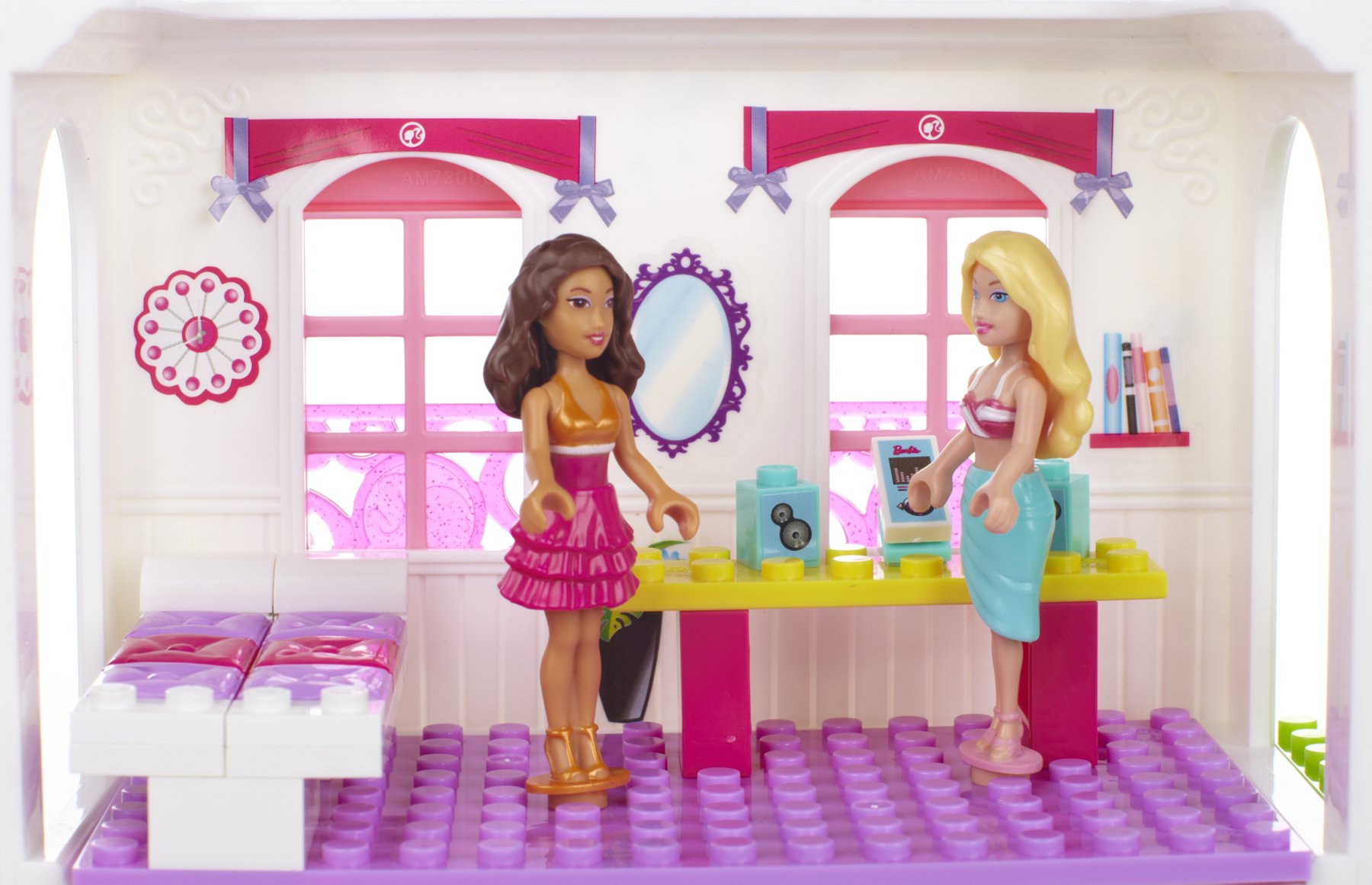 Barbie Mega Bloks Beach House Building Set – Creative Construction Toy for Girls, Kids & Collectors – Perfect for Playtime, Birthday Gifts & Room Decor
