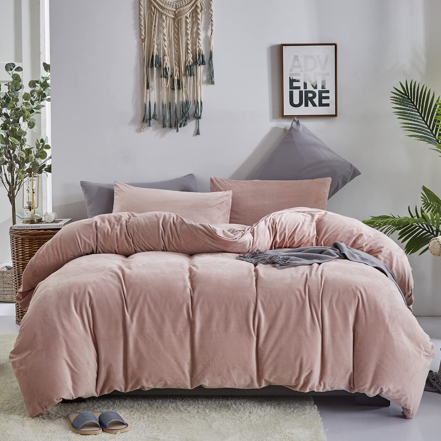 Pink Velvet Comforter Set Full - Soft Blush Flannel Velvet Bedding Set (3PC) - Shaggy, Warm & Durable All-Pink Blanket for Cozy Bedroom Decor - Perfect for Winter Nights & Guest Room Styling