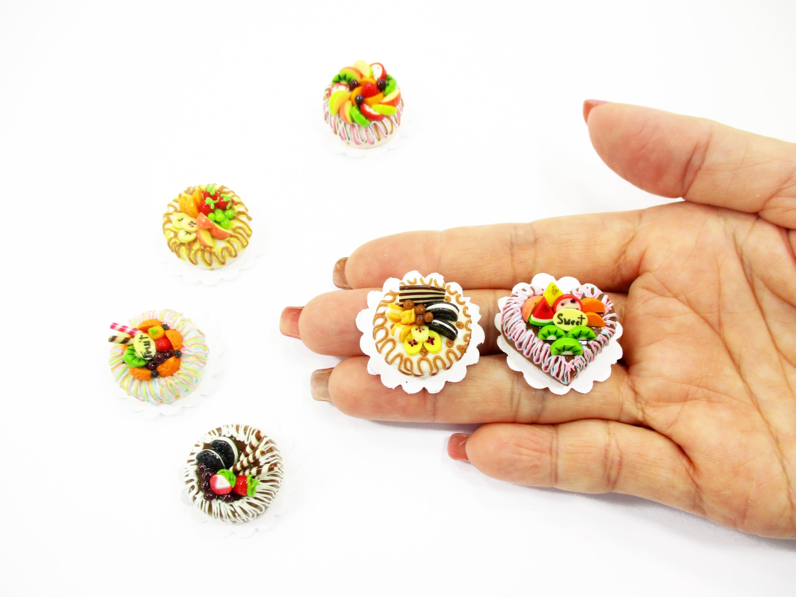 Miniature Dollhouse Food - 6-Piece Mixed Fruit Cake Set (2cm) for Doll Bakery & Tea Party Accessories | Perfect for Dollhouse Decor, DIY Crafts, and Miniature Collectibles