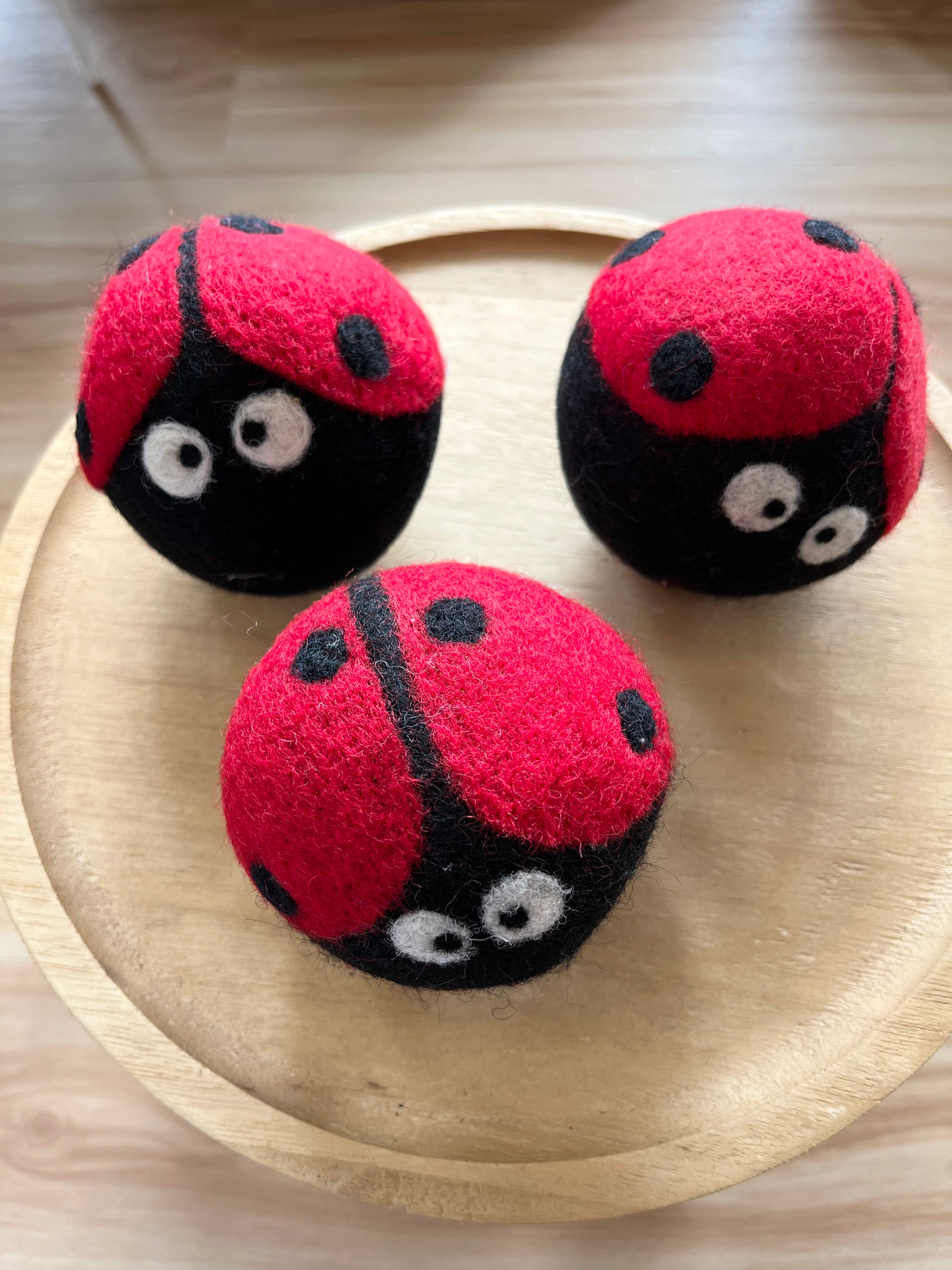 Friendsheep Eco-Friendly Wool Dryer Balls - Natural Fabric Softener for Laundry, Reduces Static & Drying Time - Perfect for Organic Clothing, Baby Clothes & Sustainable Living