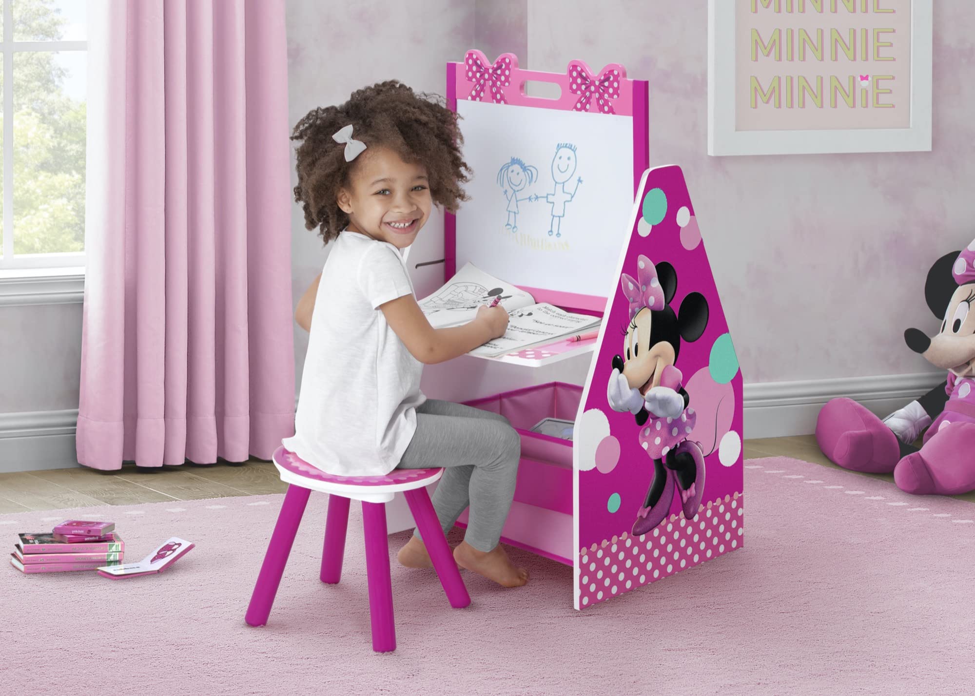 Delta Children Kids Easel and Play Station - Adjustable Art & Crafts Table with Storage Bin, Disney Minnie Mouse Design - Perfect for Toddler Drawing, Painting & Learning Activities at Home or Preschool