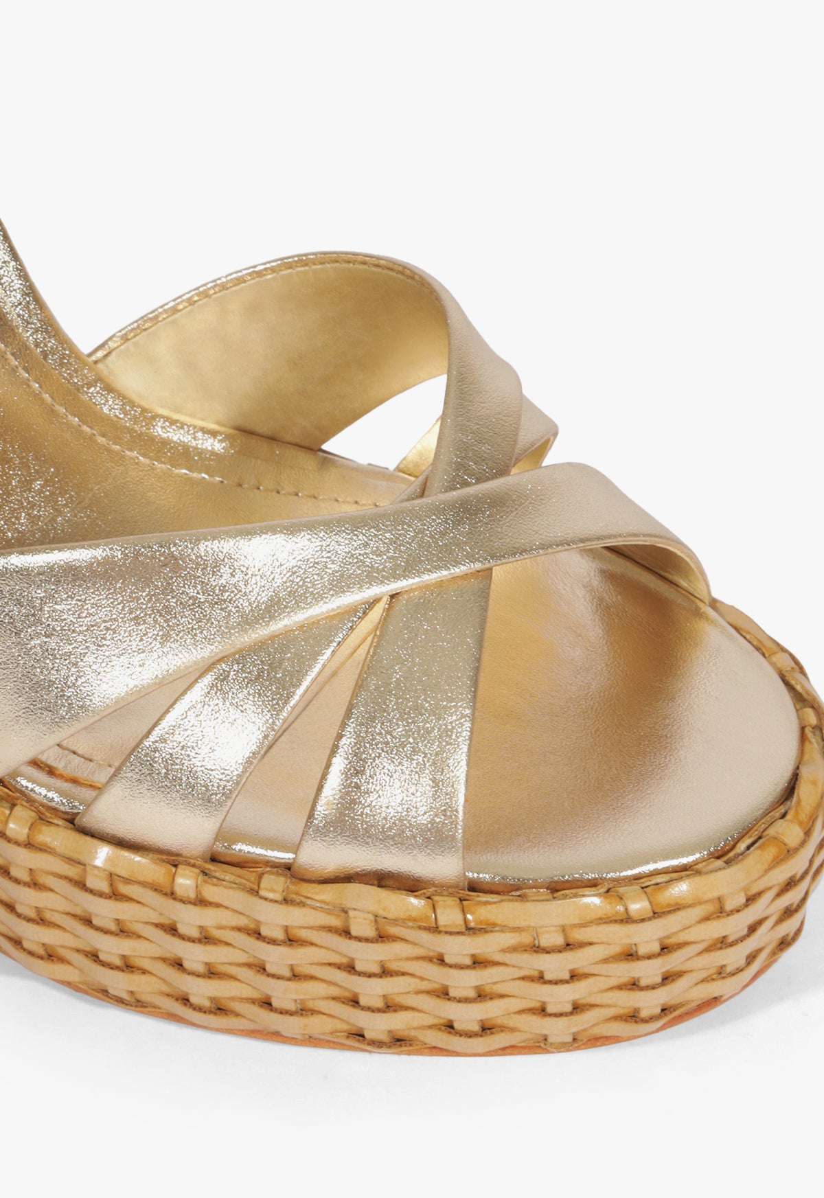 Keefa Women's Comfortable Straw Sandals - Breathable Summer Beach Flip Flops for Outdoor Walking, Travel, and Vacation
