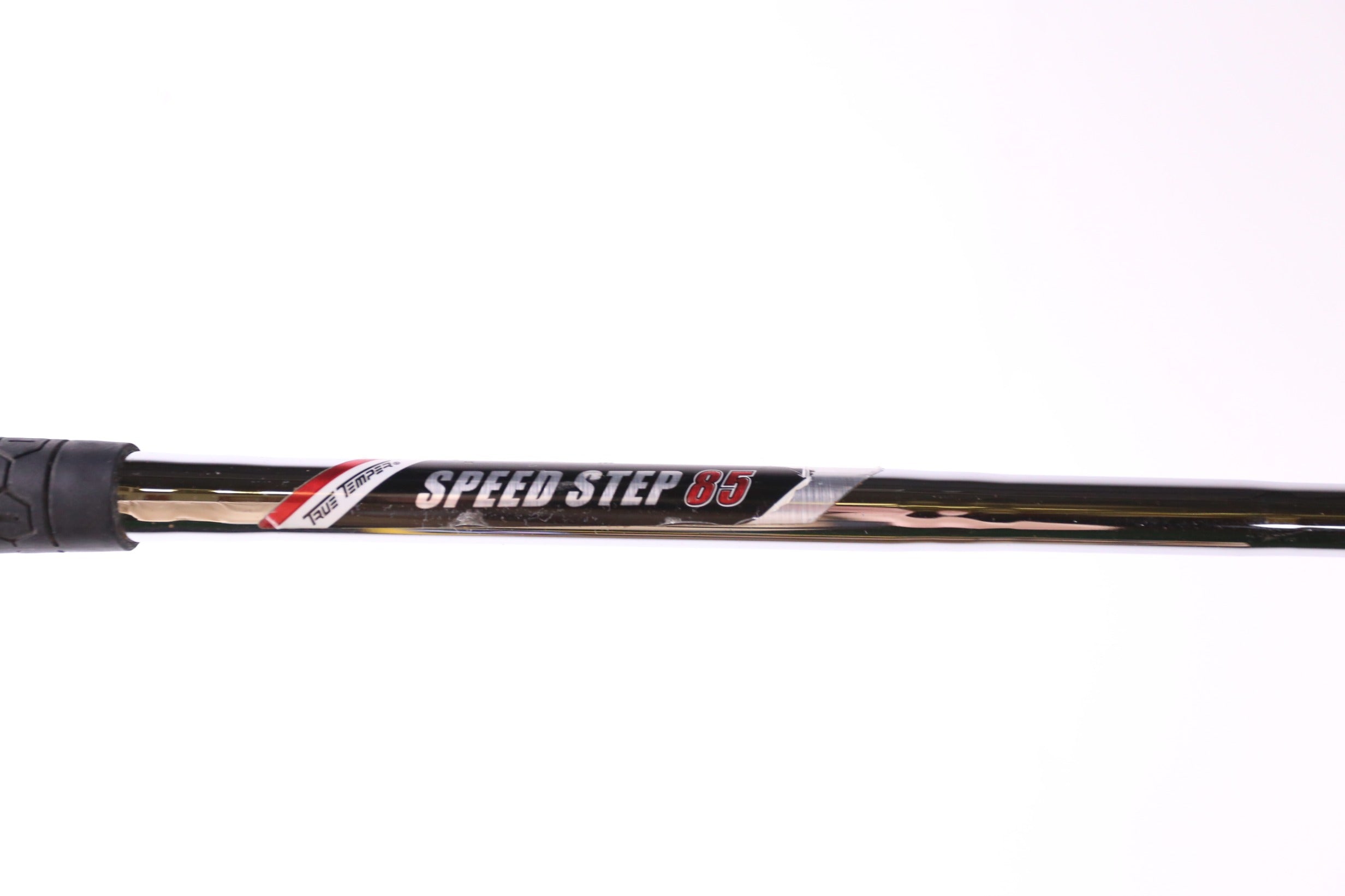 Used Callaway X Hot Single 6 Iron Right Handed Regular Flex Golf Club - Perfect for Practice & Game Improvement on Driving Range or Course