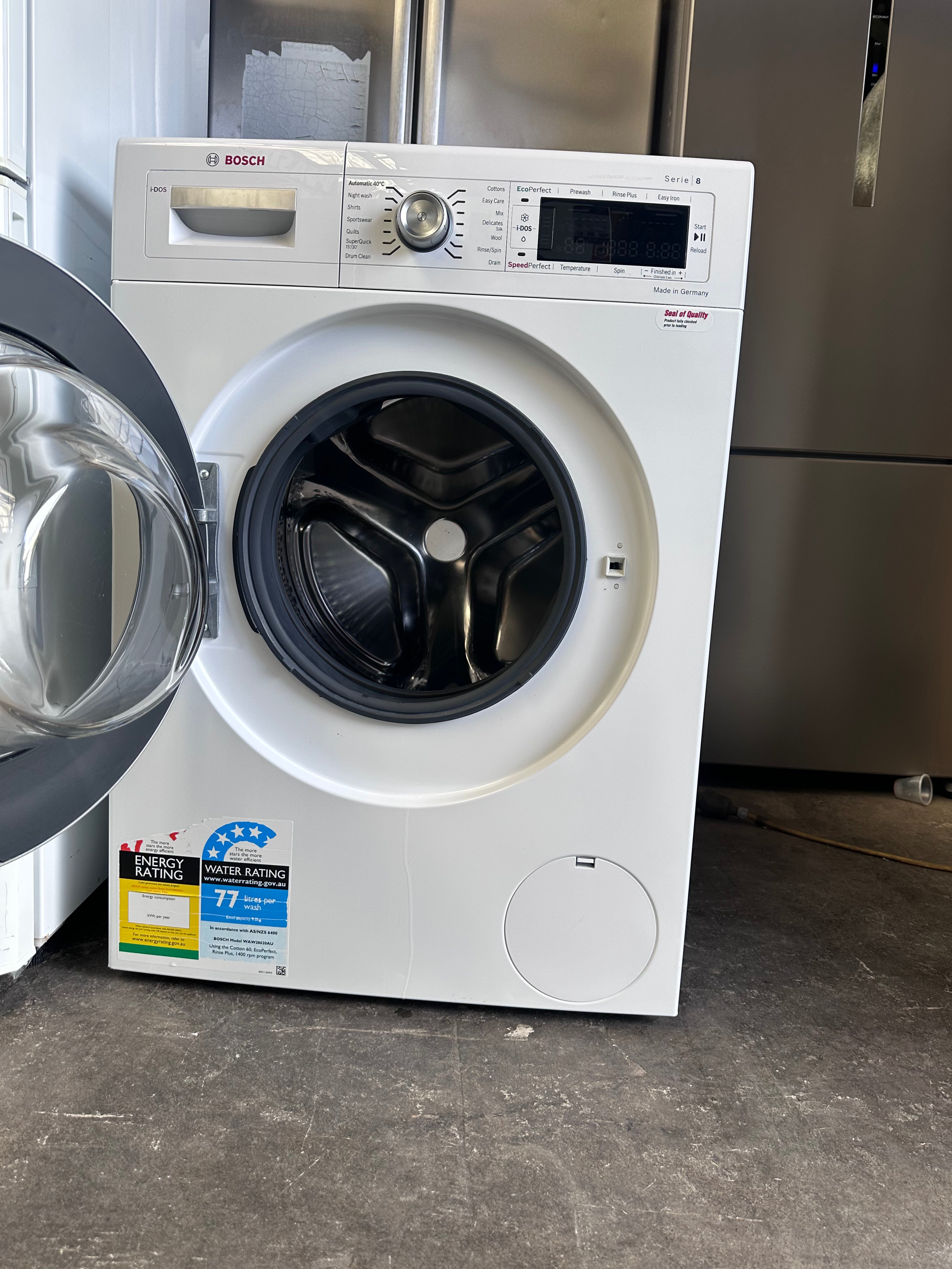 Bosch Series 8 9kg Front Load Washing Machine with i-DOS - Energy Efficient, Quiet, Made in Germany (Certified Refurbished) - Perfect for Apartments, Laundry Rooms & Small Families