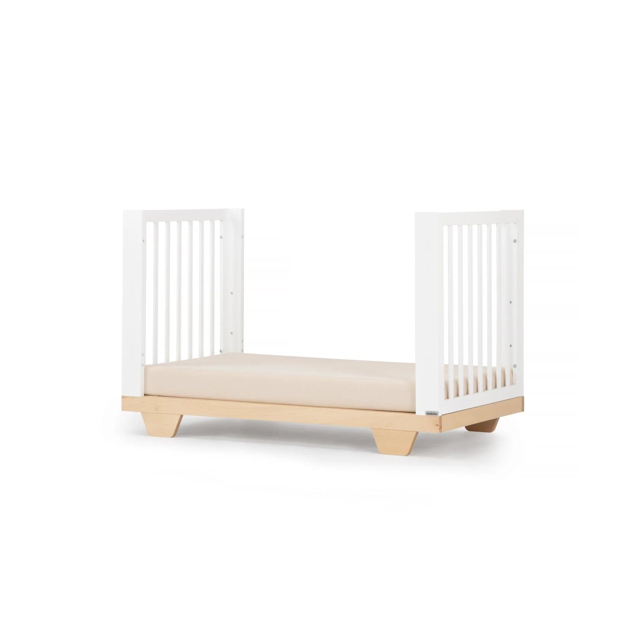**Dadada Spirit 8-in-1 Convertible Baby Crib – Adjustable Height, Toddler Bed & Daybed – Safe & Stylish Nursery Furniture for Newborns to Teens – Perfect for Small Spaces & Modern Nurseries**