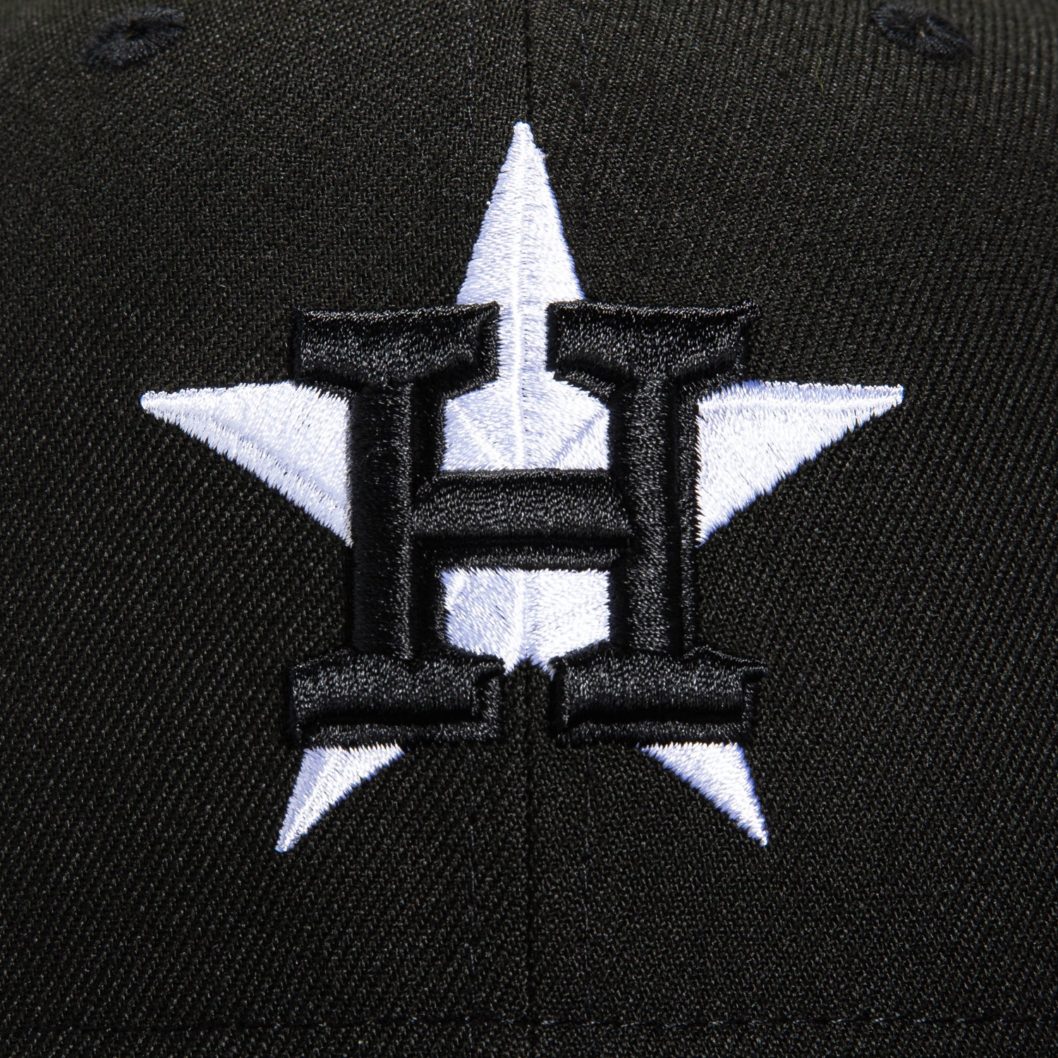 New Era 59Fifty Houston Astros 2022 World Series Patch Snapback Hat - Black & White Adjustable Baseball Cap for Men & Women - Perfect for Sports Fans, Game Day & Casual Wear