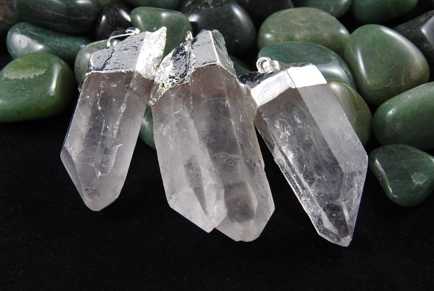 Natural Clear Quartz Crystal Pendant Necklace for Women - Healing Stone Jewelry for Meditation, Energy & Spiritual Balance | Perfect Gift for Yoga & Reiki Practitioners