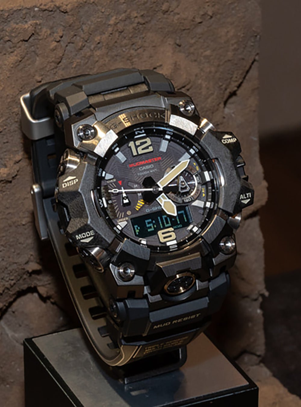 CASIO G-Shock Master of G Mudmaster GWG-B1000 Shock-Resistant Solar-Powered Watch - Made in Japan - JDM - Ideal for Outdoor Adventures, Hiking, and Extreme Sports