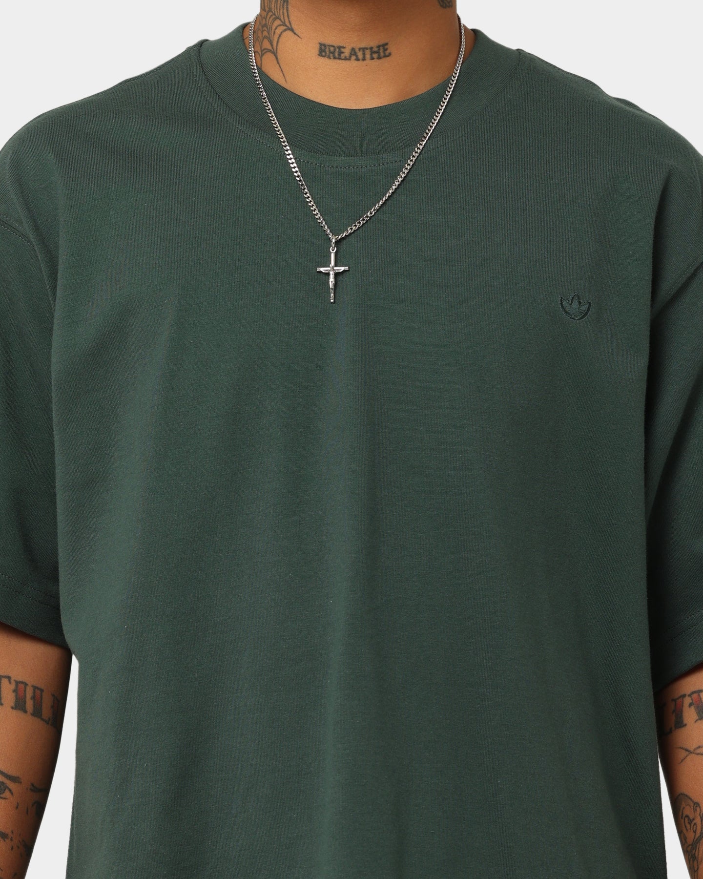 Adidas Originals Men's Cotton T-Shirt - Mineral Green | Casual Streetwear & Athletic Wear for Everyday Comfort