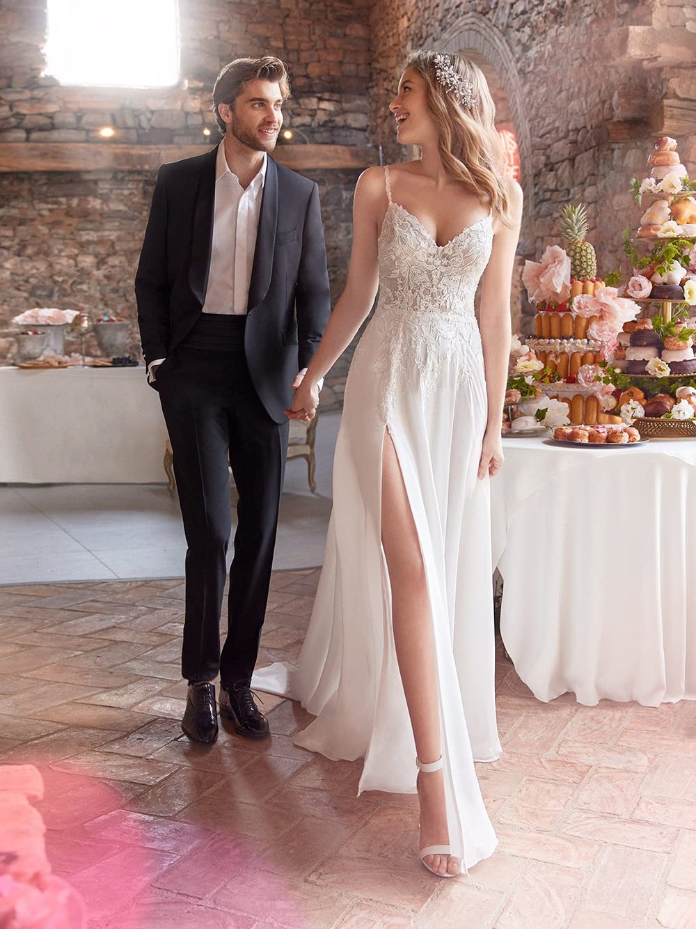 Clothfun Women's Lace Mermaid Beach Wedding Dress 2024 - Long Sleeve Bridal Gown for Bride | Perfect for Beach Weddings, Destination Ceremonies & Romantic Photos