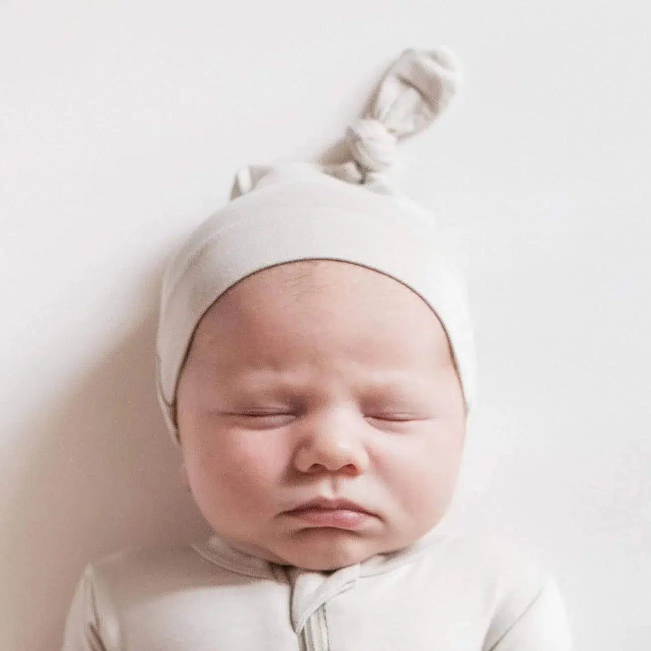 Kyte Baby Knotted Cap for Newborns - Soft Organic Cotton Baby Beanie - Perfect for Sleeping, Outings & Photo Shoots