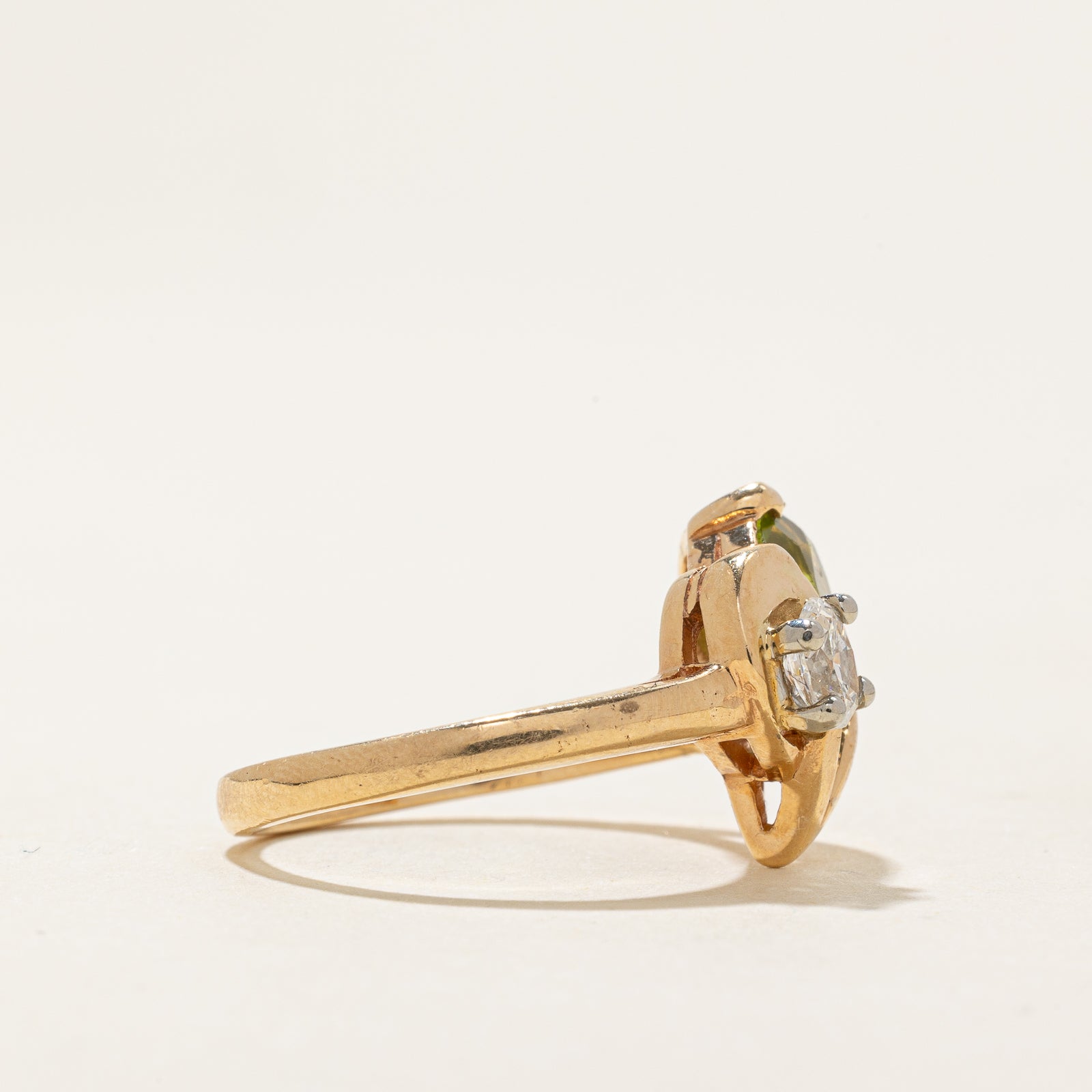Peridot & Diamond Chevron Ring - 1.76ct Peridot & 0.27ct Diamond - Size 6.75 - Elegant Birthstone Jewelry for Women - Perfect for Weddings, Anniversaries & Special Occasions