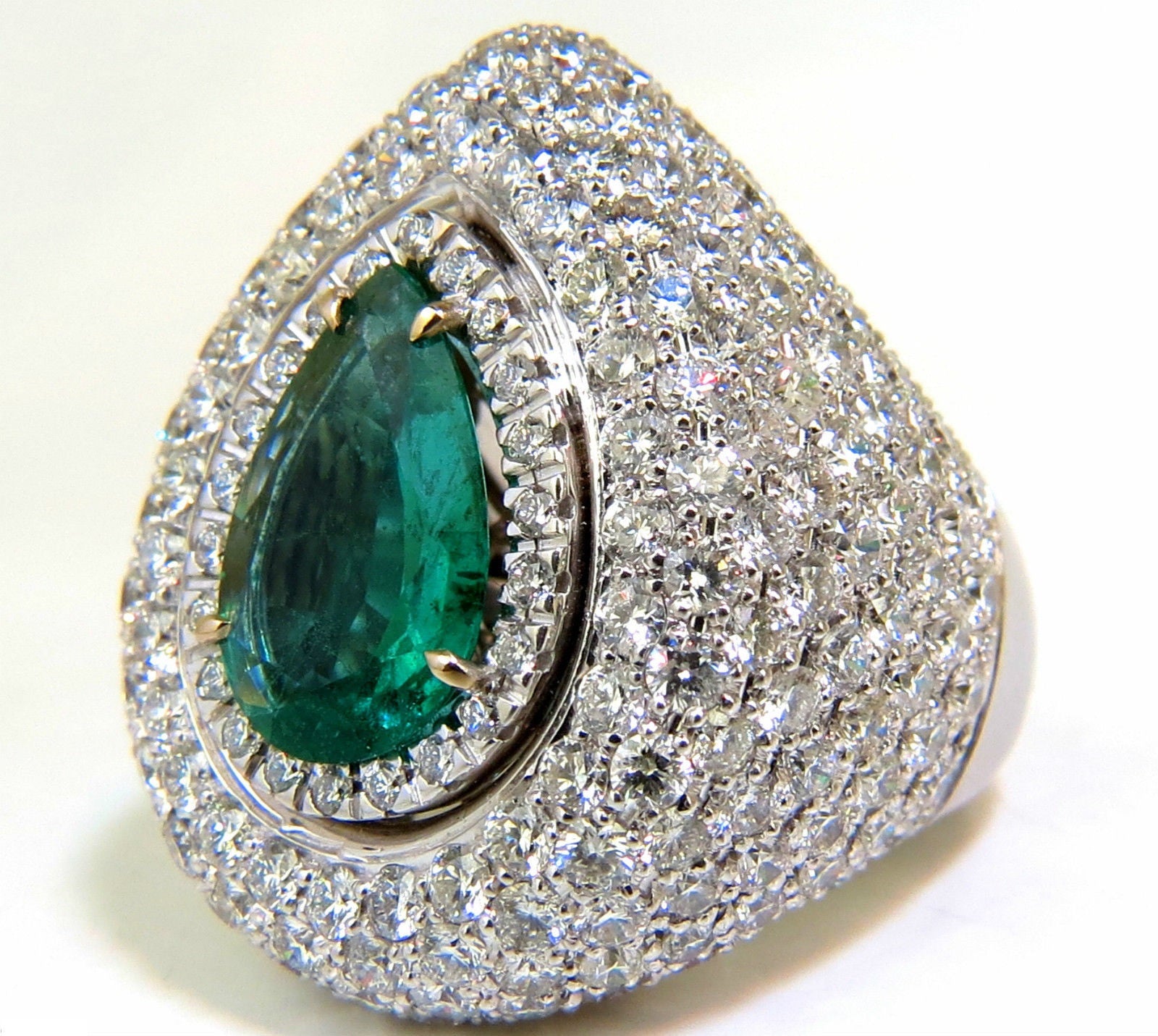 17.60CT 18K Gold Natural Green Emerald Diamond 3D Puffed Dome Deco Ring for Women - Elegant Statement Jewelry for Weddings, Parties & Special Occasions