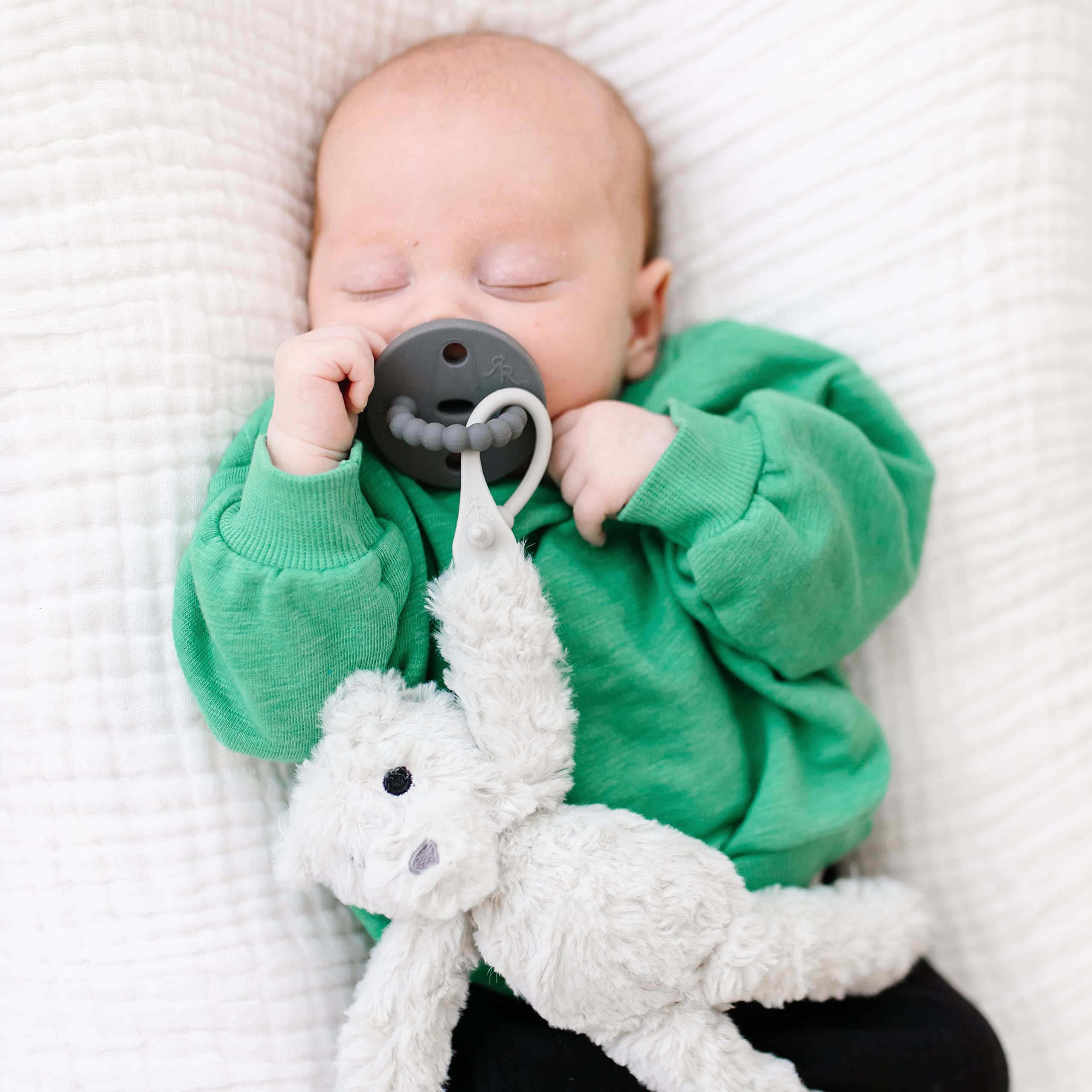 Ryan & Rose Cutie Cuddle Pacifier Holder - Grey Animal Design for Babies | Soft & Safe Pacifier Clip for Strollers, Car Seats & Diaper Bags