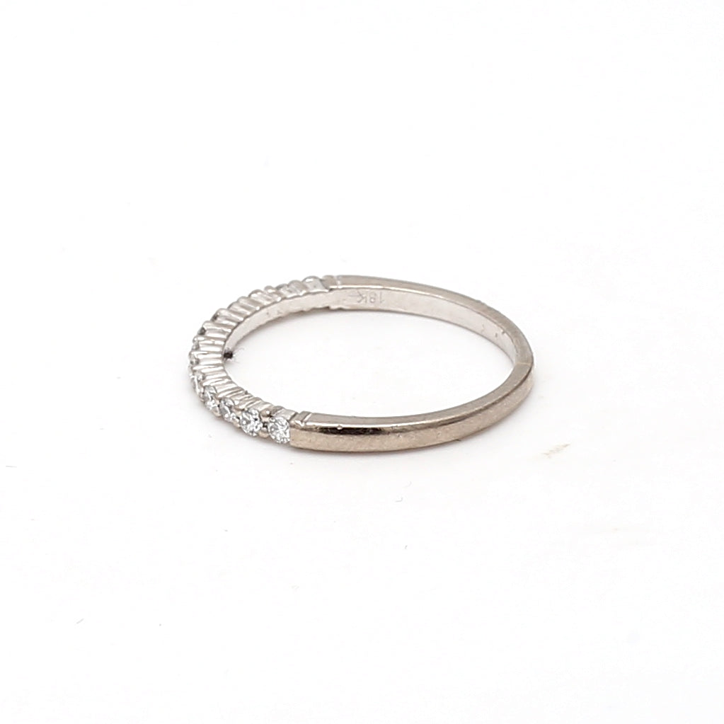 0.20 Carat Round Brilliant H I1 Diamond Engagement Ring in 18K White Gold - Perfect for Proposals, Weddings & Anniversary Gifts