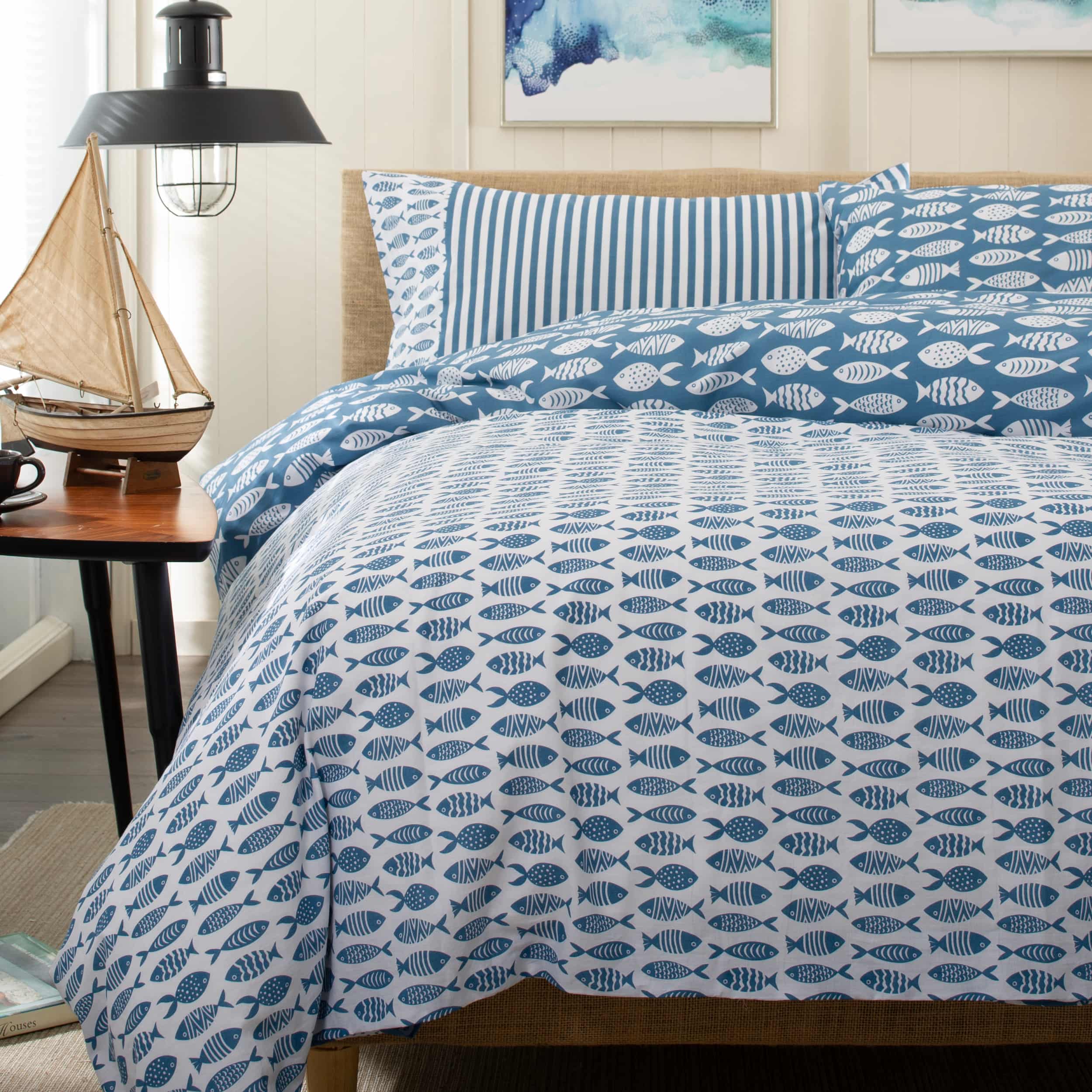 Premium Lobster Creek Small Fish Print Duvet Cover Set - Soft Microfiber Bedding for Kids & Teens - Perfect for Coastal, Nautical, or Underwater Themed Bedrooms