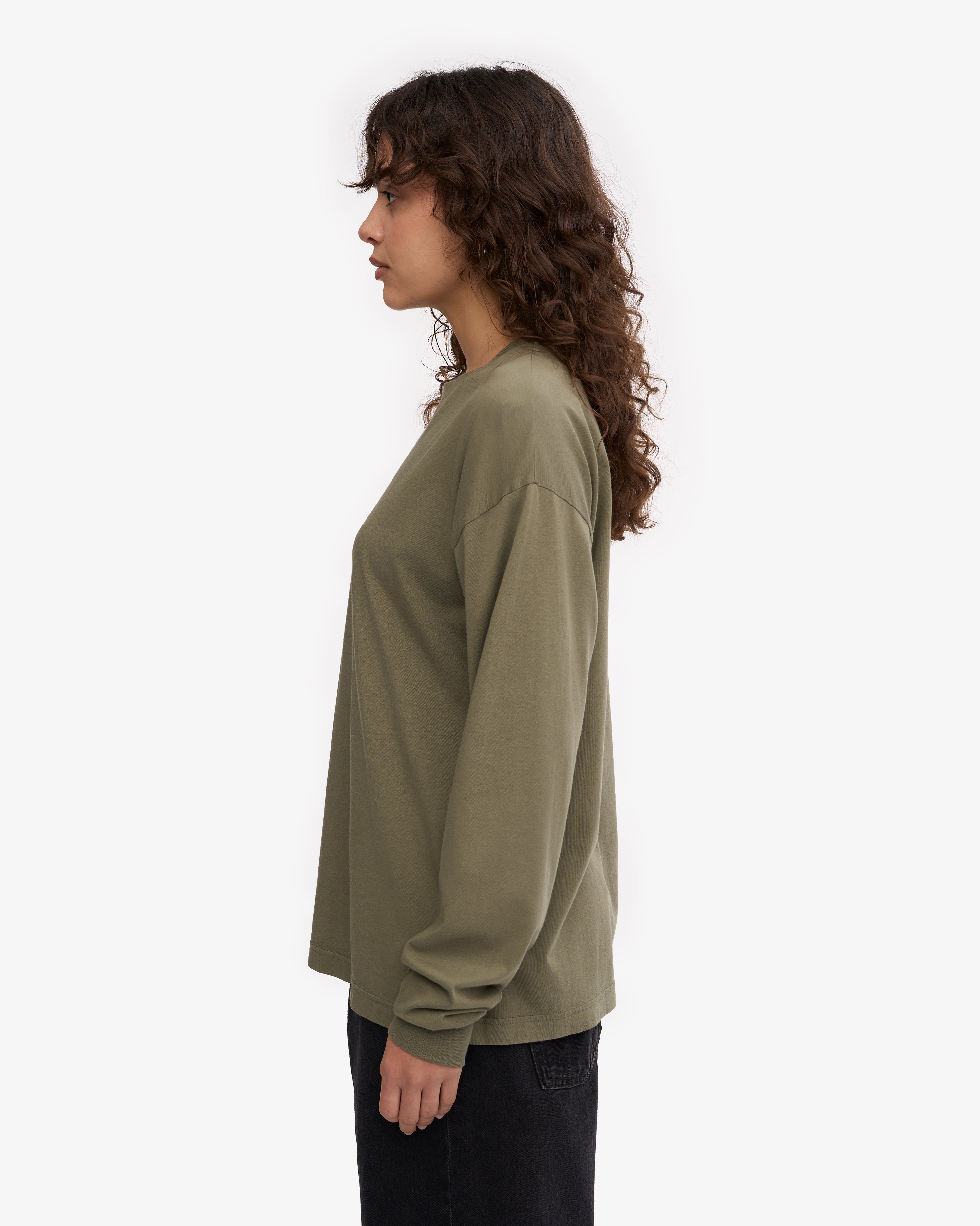 Oversized Organic Long Sleeve T-Shirt for Women - Soft Cotton Dusty Olive Green Top - Casual Loungewear & Streetwear Fashion