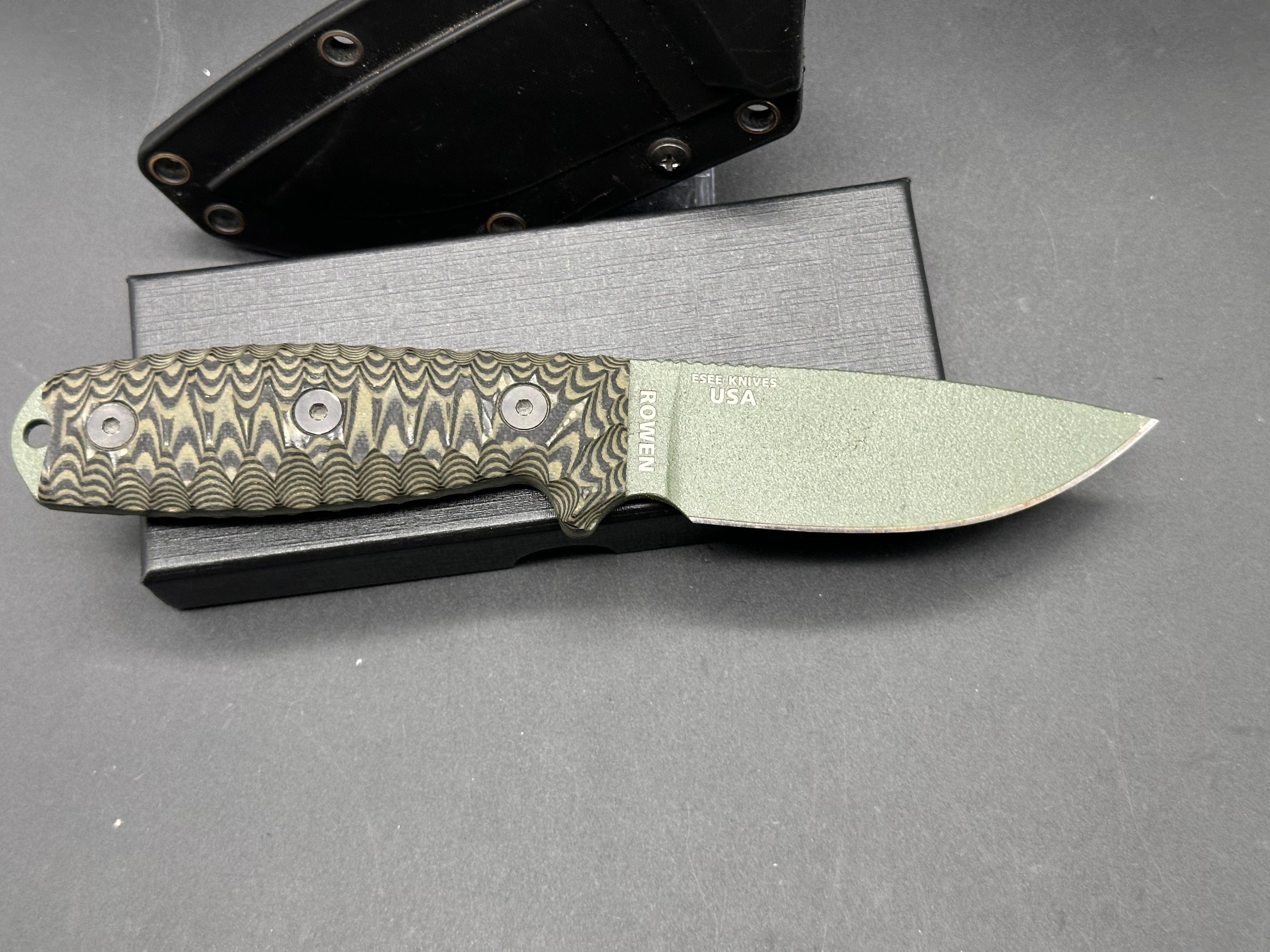 ESEE 3 Survival Knife with Custom G10 Scales - Perfect for Camping, Hunting & Outdoor Adventures