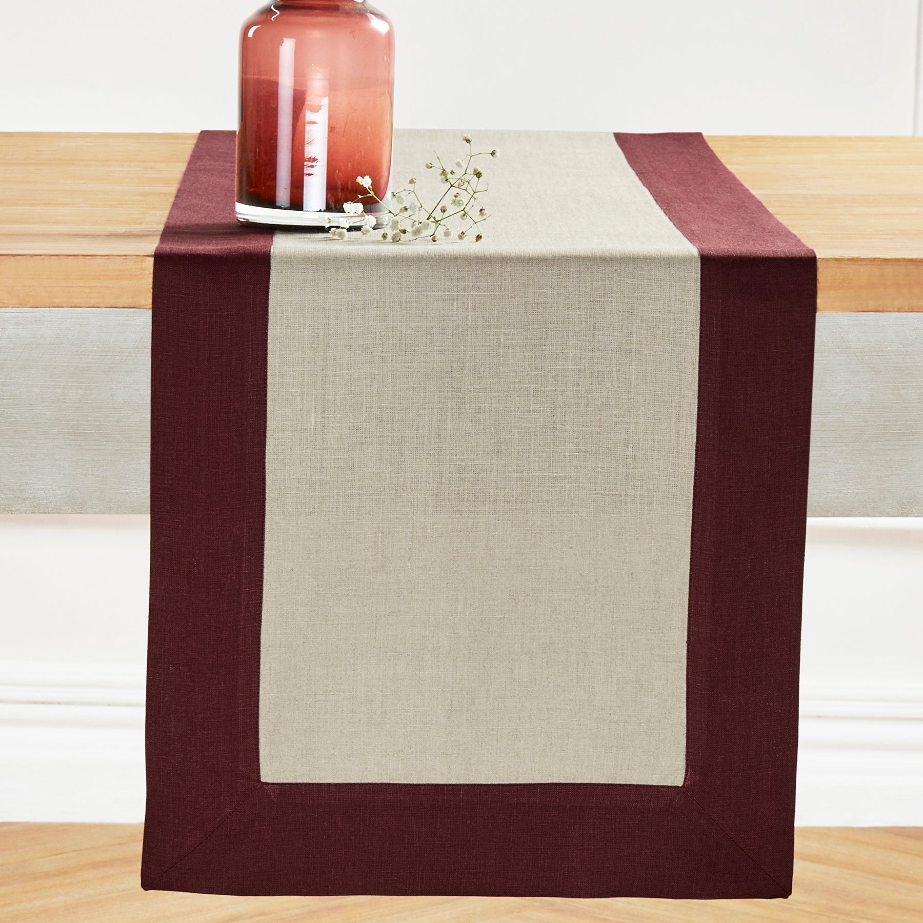 Stylish Contempo Table Runner for Dining & Decor - Perfect for Holidays, Weddings & Home Decor