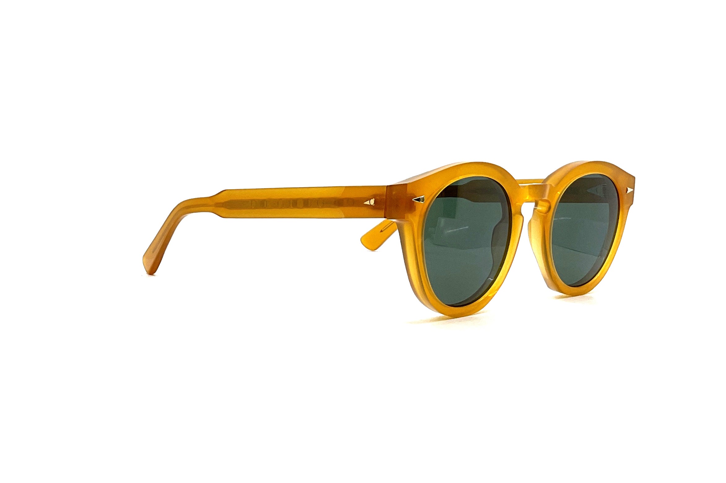 Ahlem Abbesses Peach Sunglasses - Luxury Designer Shades for Women - Perfect for Summer, Beach & Outdoor Activities
