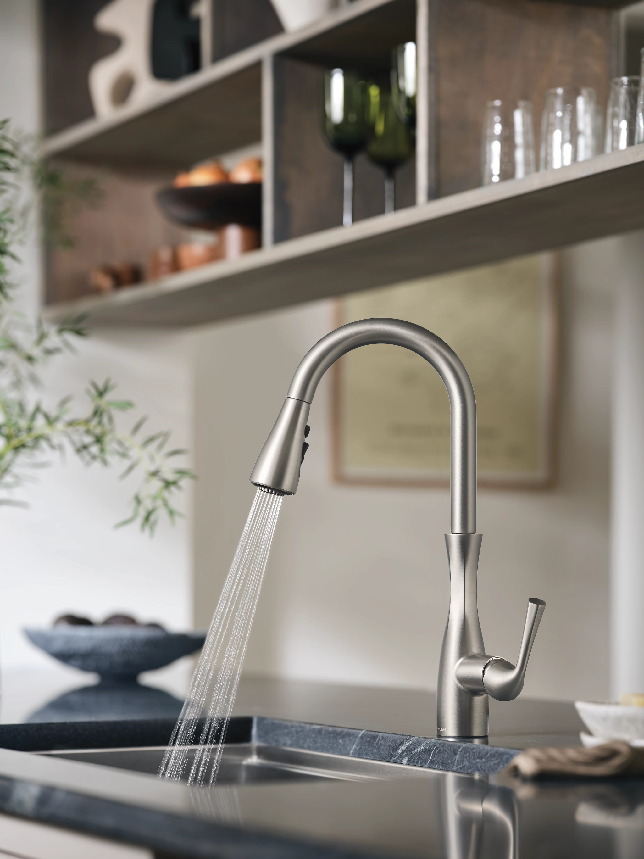 Arlia Chrome Single Handle High Arc Pull Down Kitchen Faucet - Modern Design for Easy Dishwashing & Food Prep (Ideal for Large Sinks & Deep Pots)