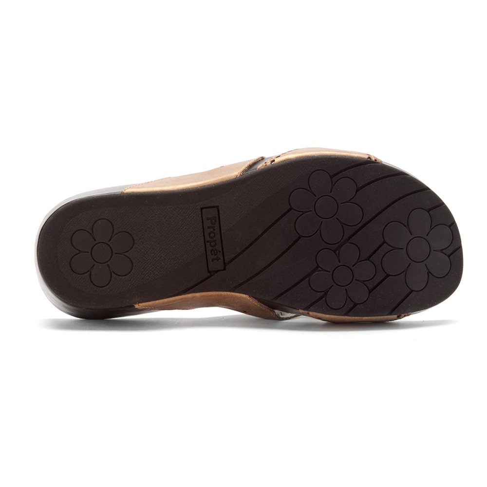 Propet Women's Daffodil Slip-On Walking Shoes - Comfortable & Lightweight for Travel, Work & Everyday Wear