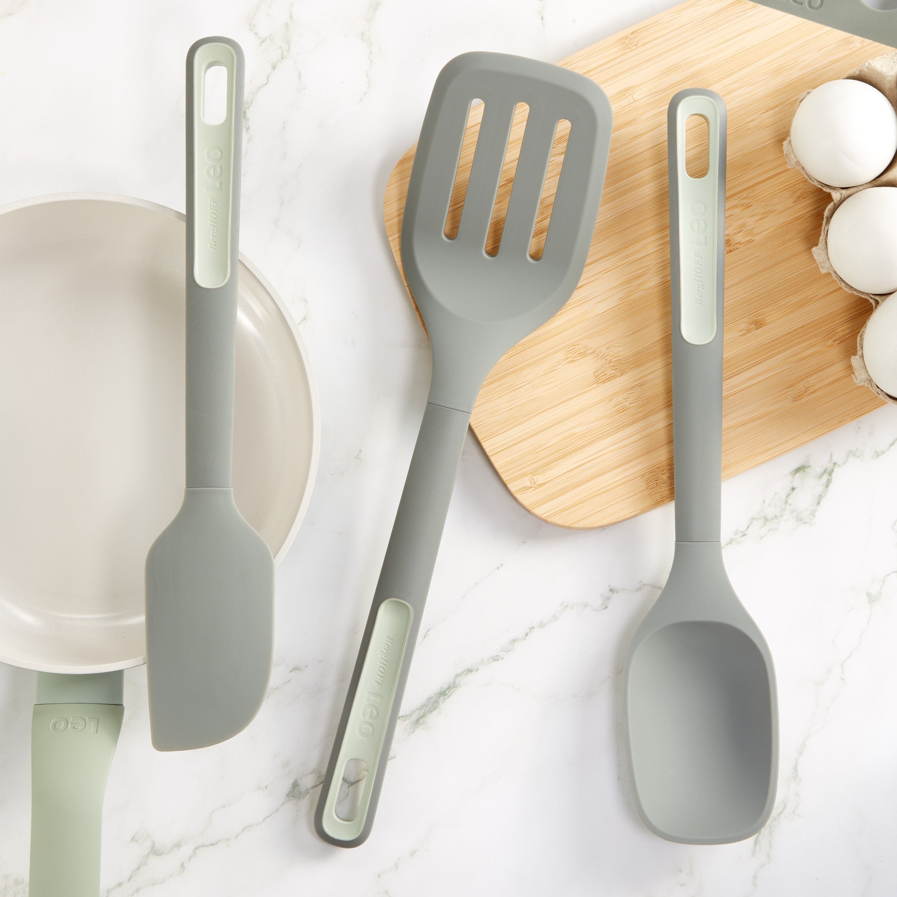 BergHOFF Balance 3-Piece Nonstick Silicone Kitchen Utensil Set - Spatula, Spoon & Tongs for Cooking, Baking & Serving - Heat Resistant & BPA Free